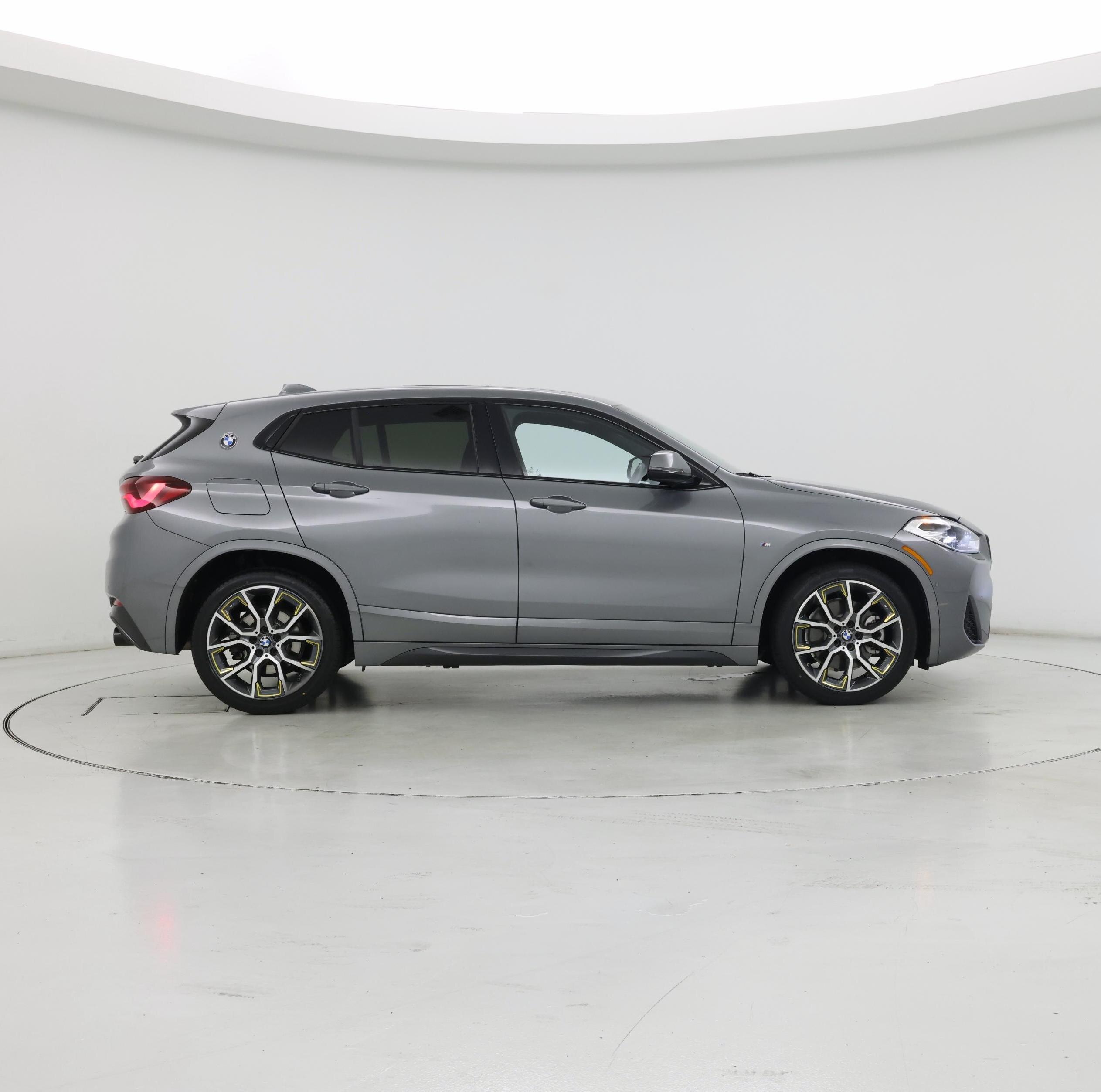 Thumbnail: 2023 BMW X2 - 7