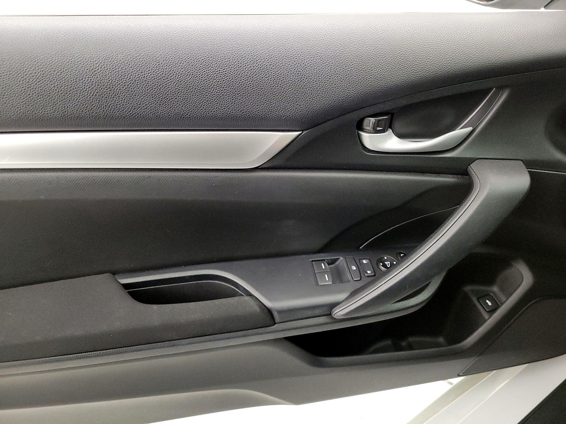 Thumbnail: 2019 Honda Civic - 12