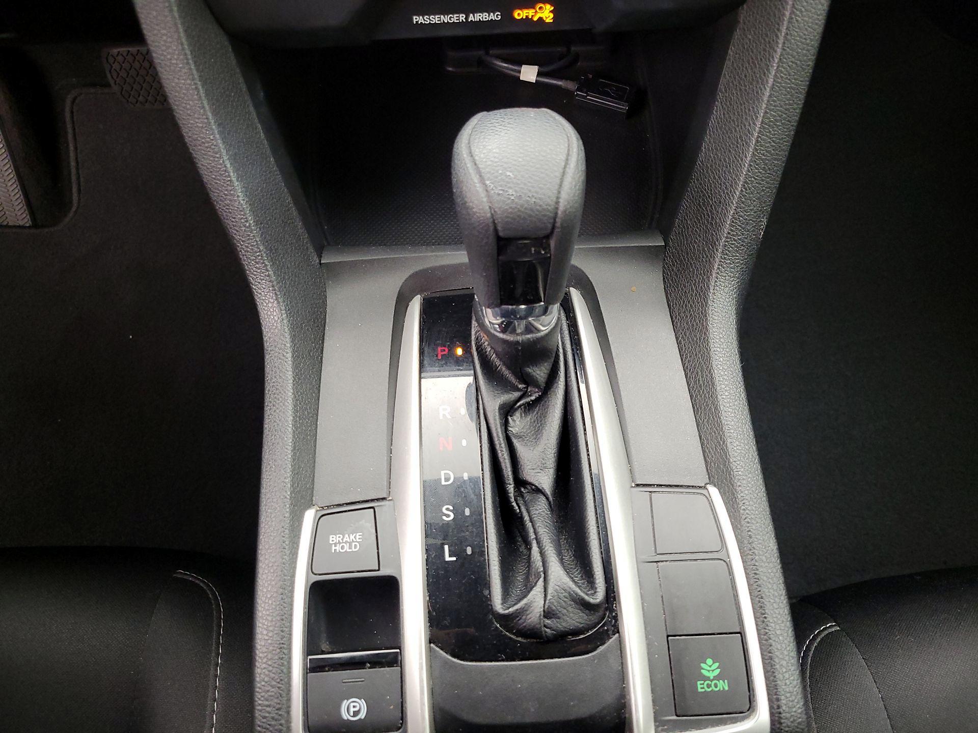 Thumbnail: 2019 Honda Civic - 16