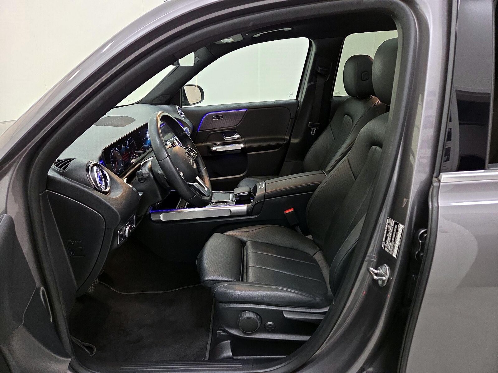 Front Seat Heaters & A/C Seat(s)