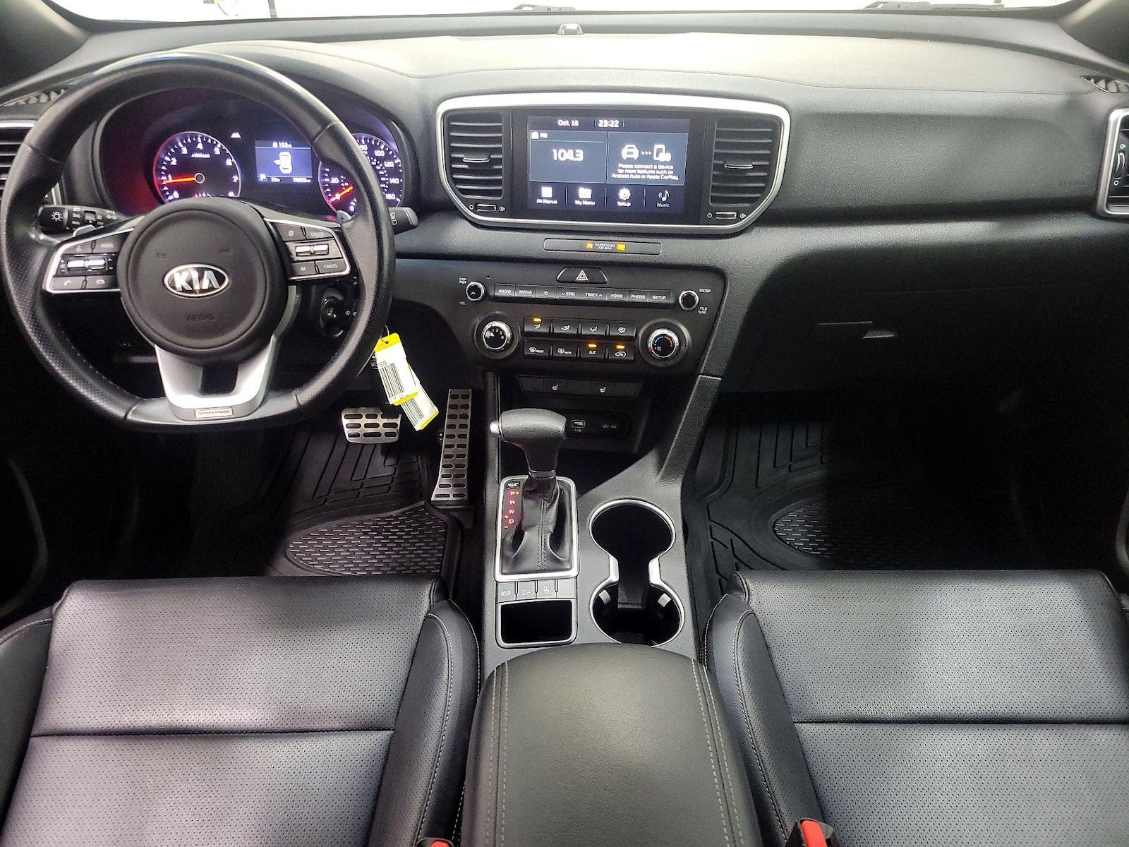 Apple CarPlay® & Android Auto™