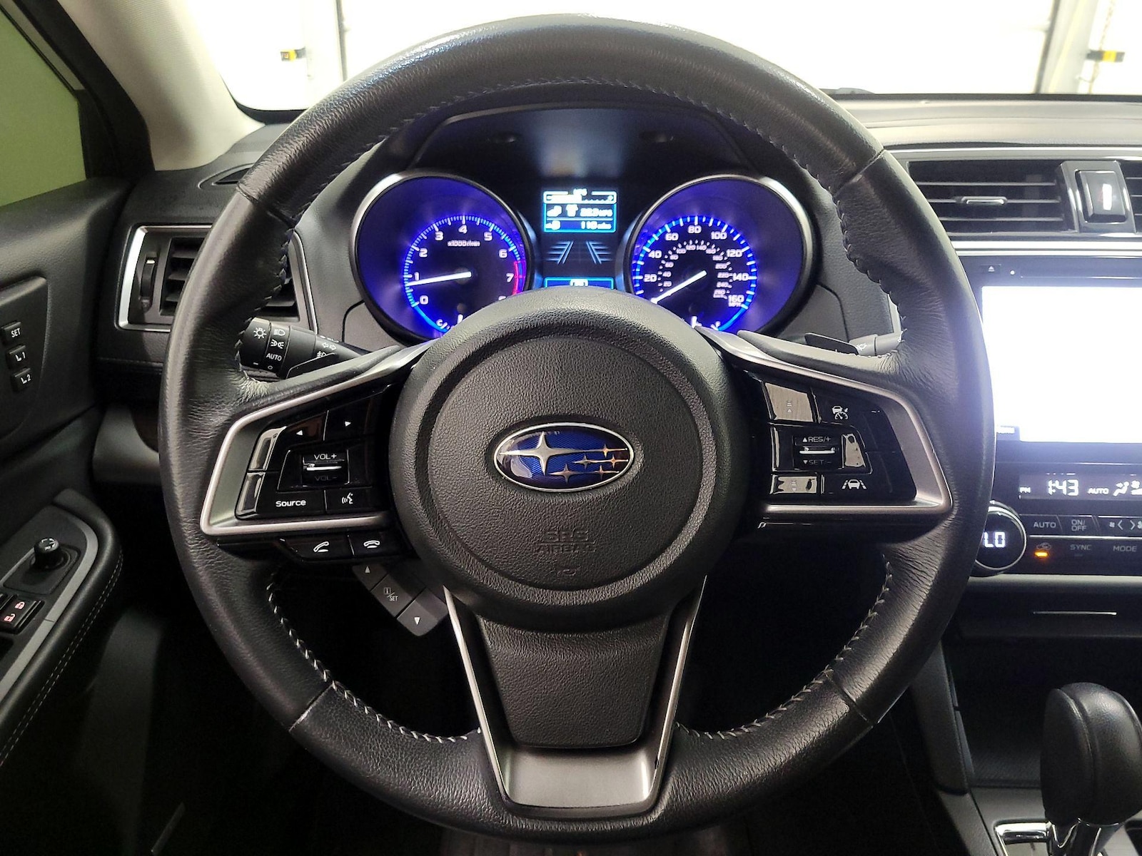 2018 Subaru Legacy Limited - Photo 11