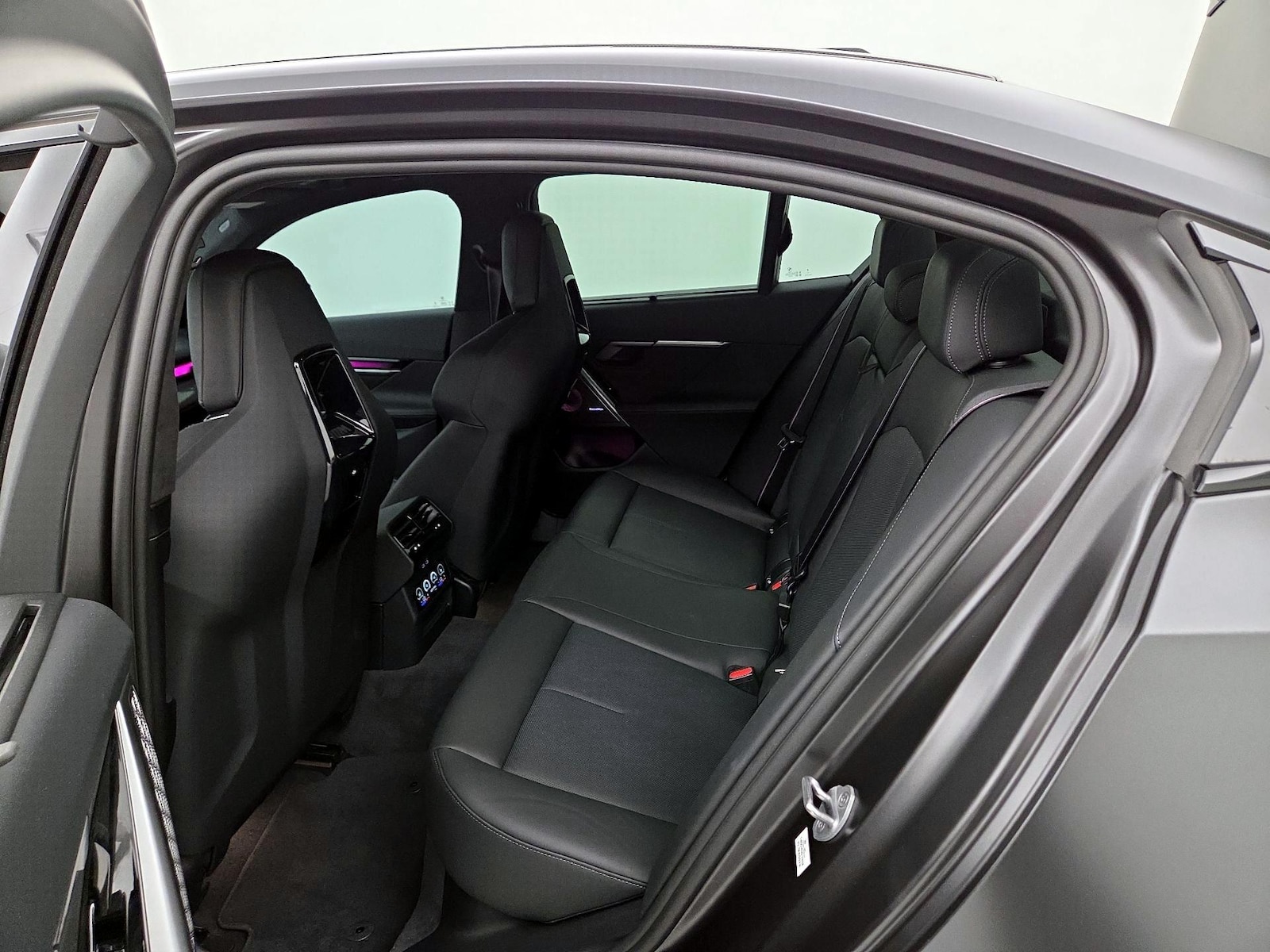 Rear Air Conditioning