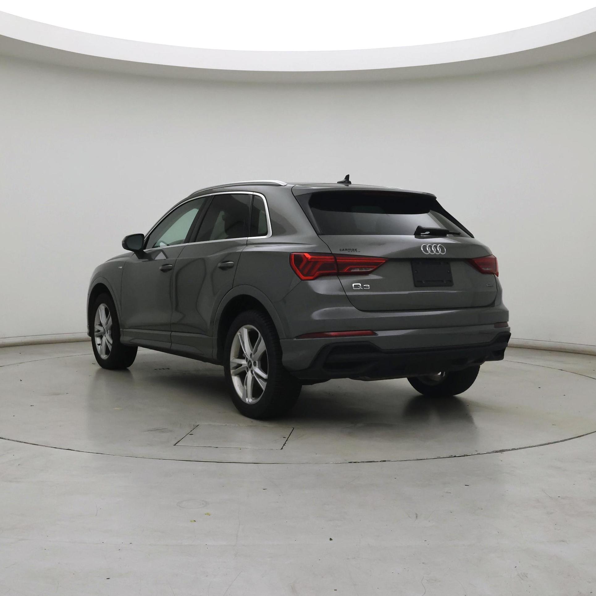 Thumbnail: 2022 Audi Q3 - 2