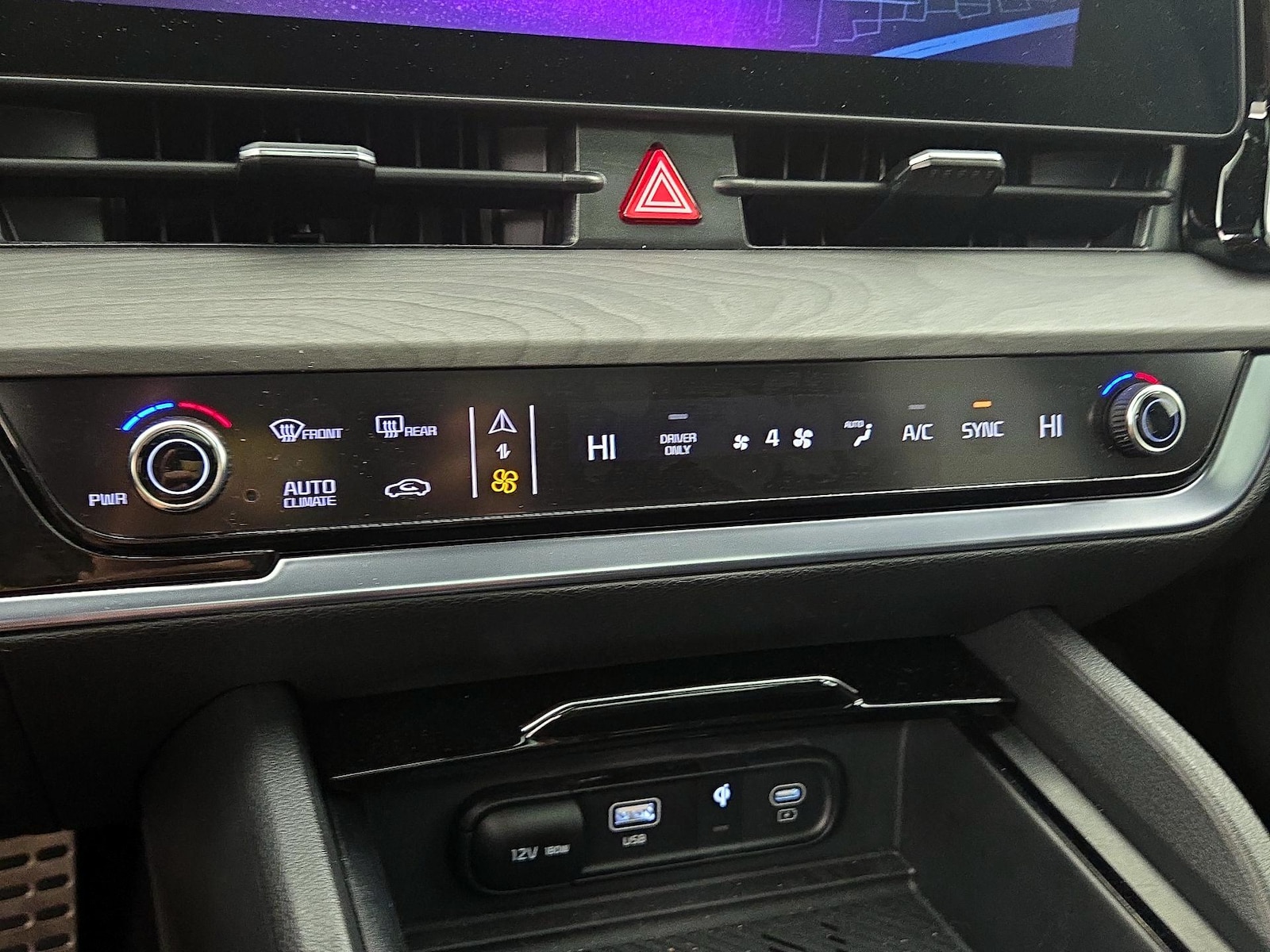 2025 Kia Sportage X-Line Prestige - Photo 18