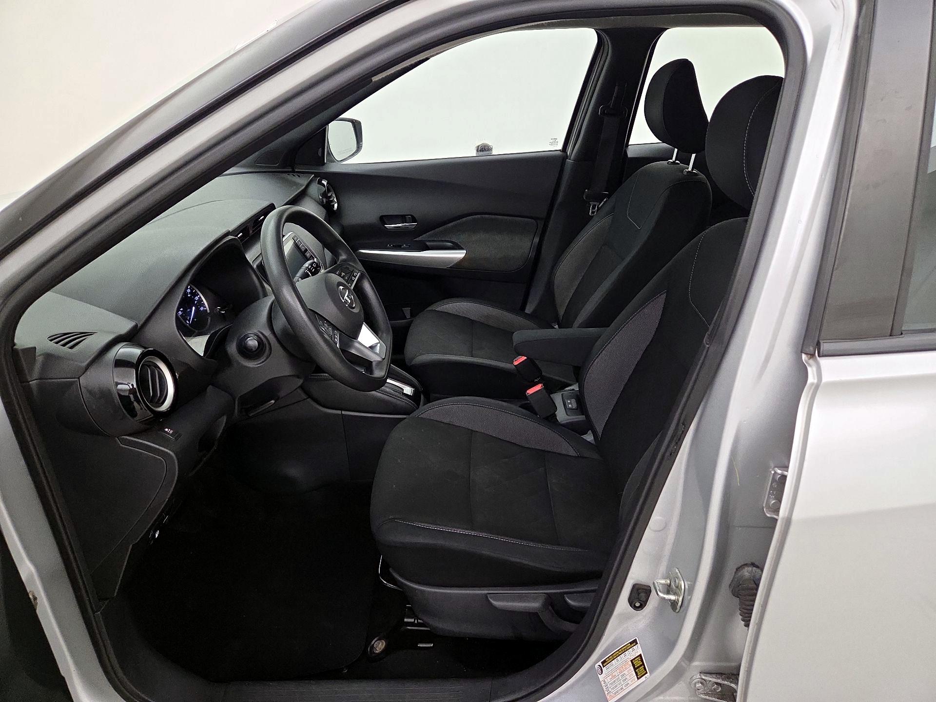 Thumbnail: 2019 Nissan Kicks - 11
