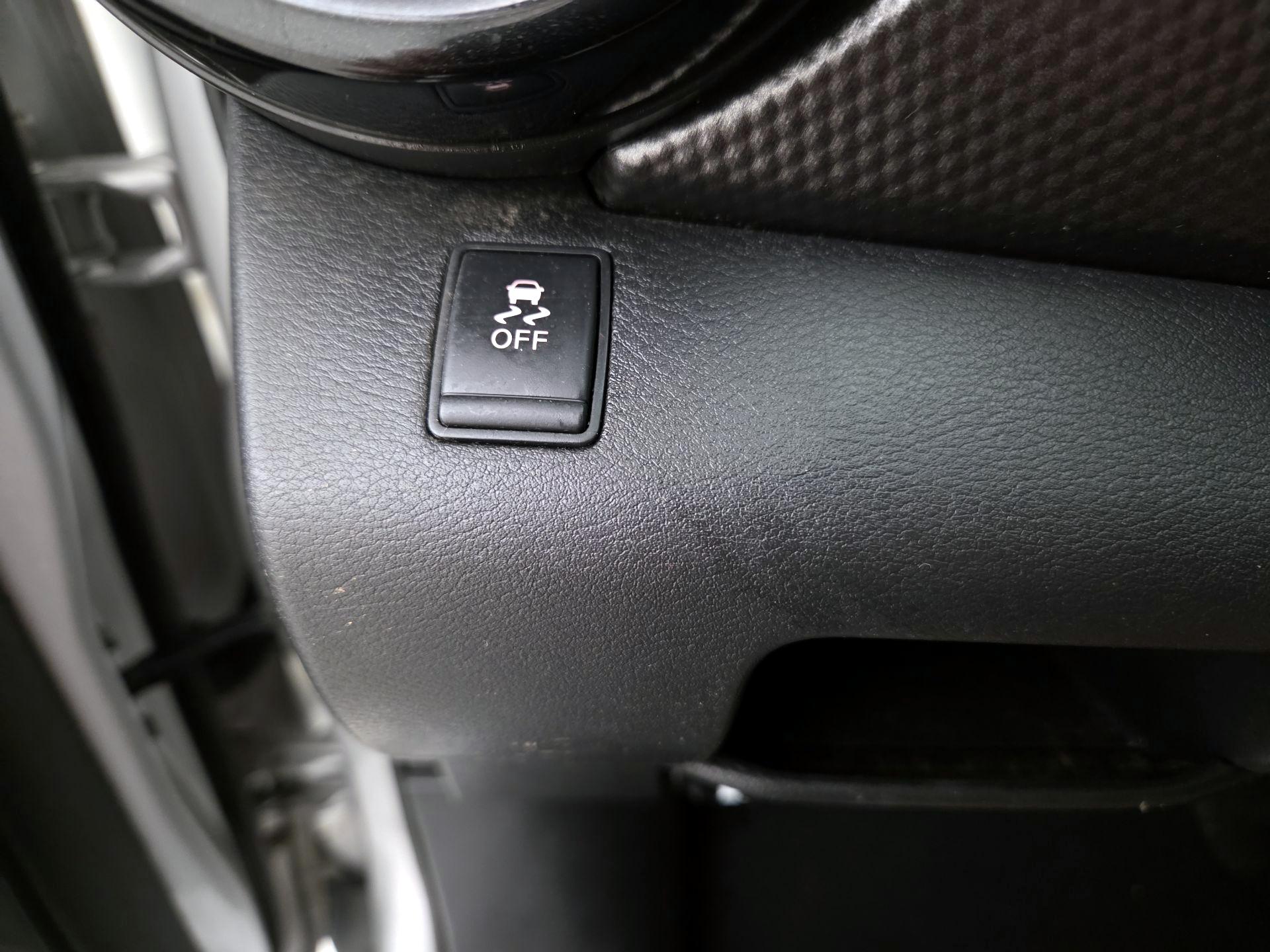 Thumbnail: 2019 Nissan Kicks - 13