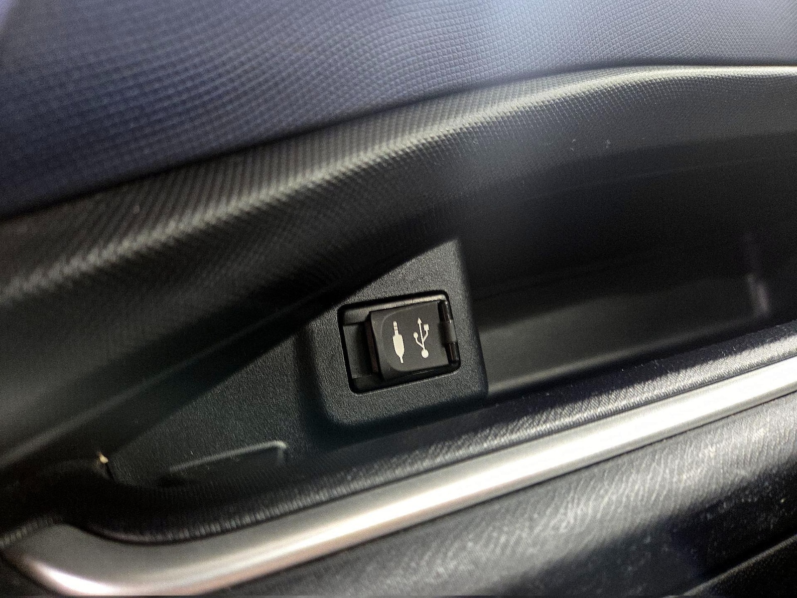 2017 Toyota Prius c Three - Photo 19