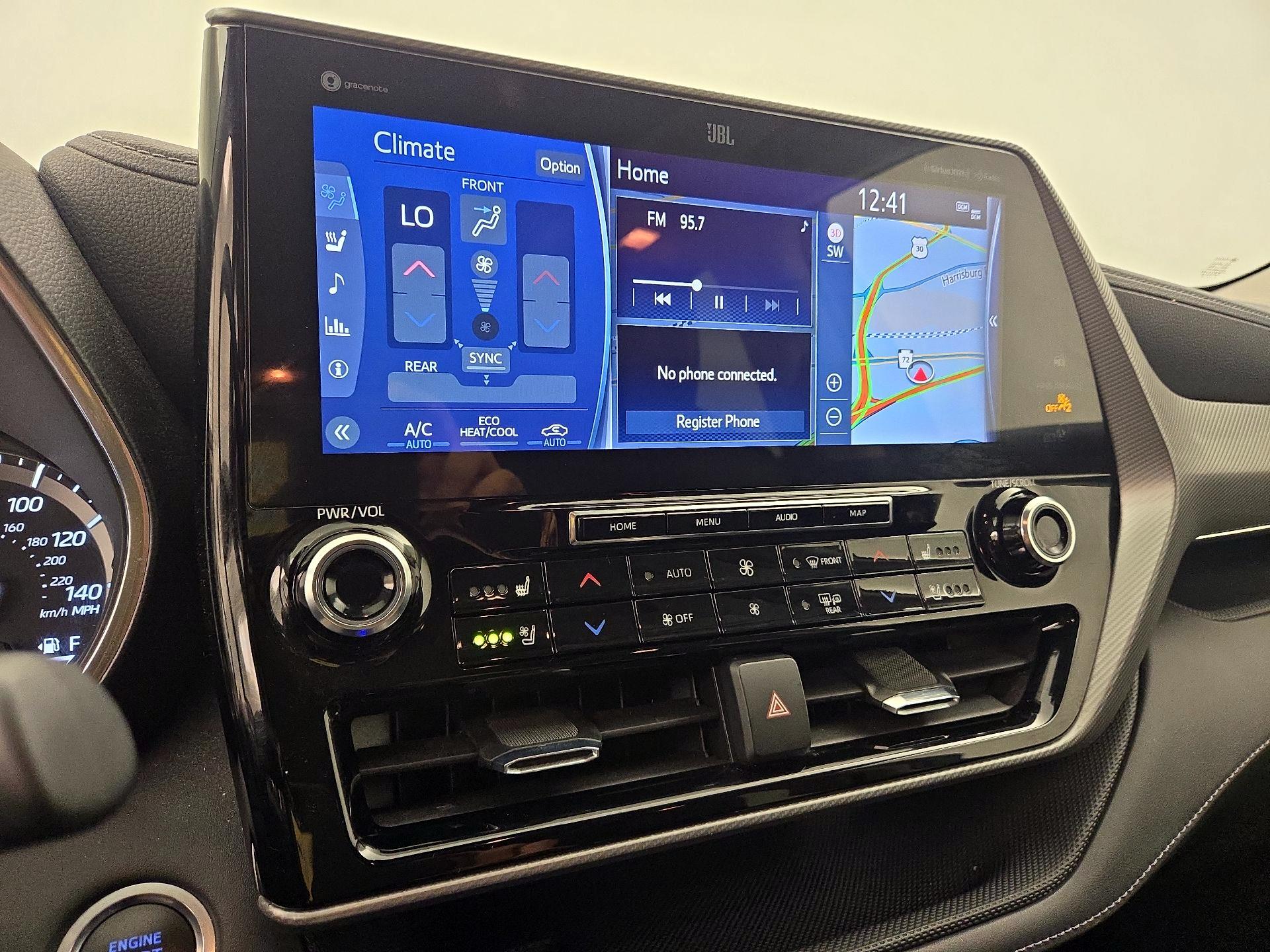 Thumbnail: 2021 Toyota Highlander - 17