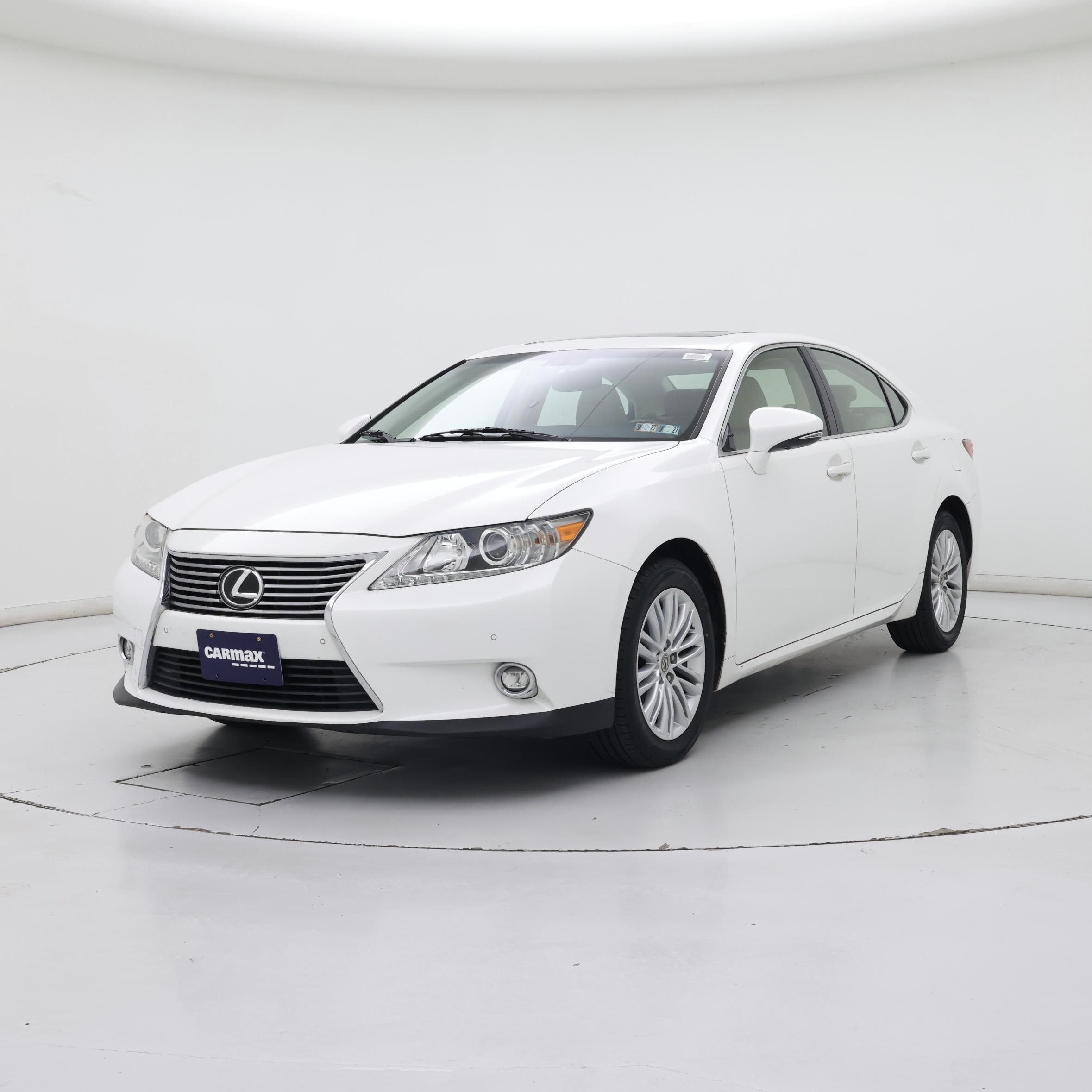 Thumbnail: 2015 Lexus ES - 4