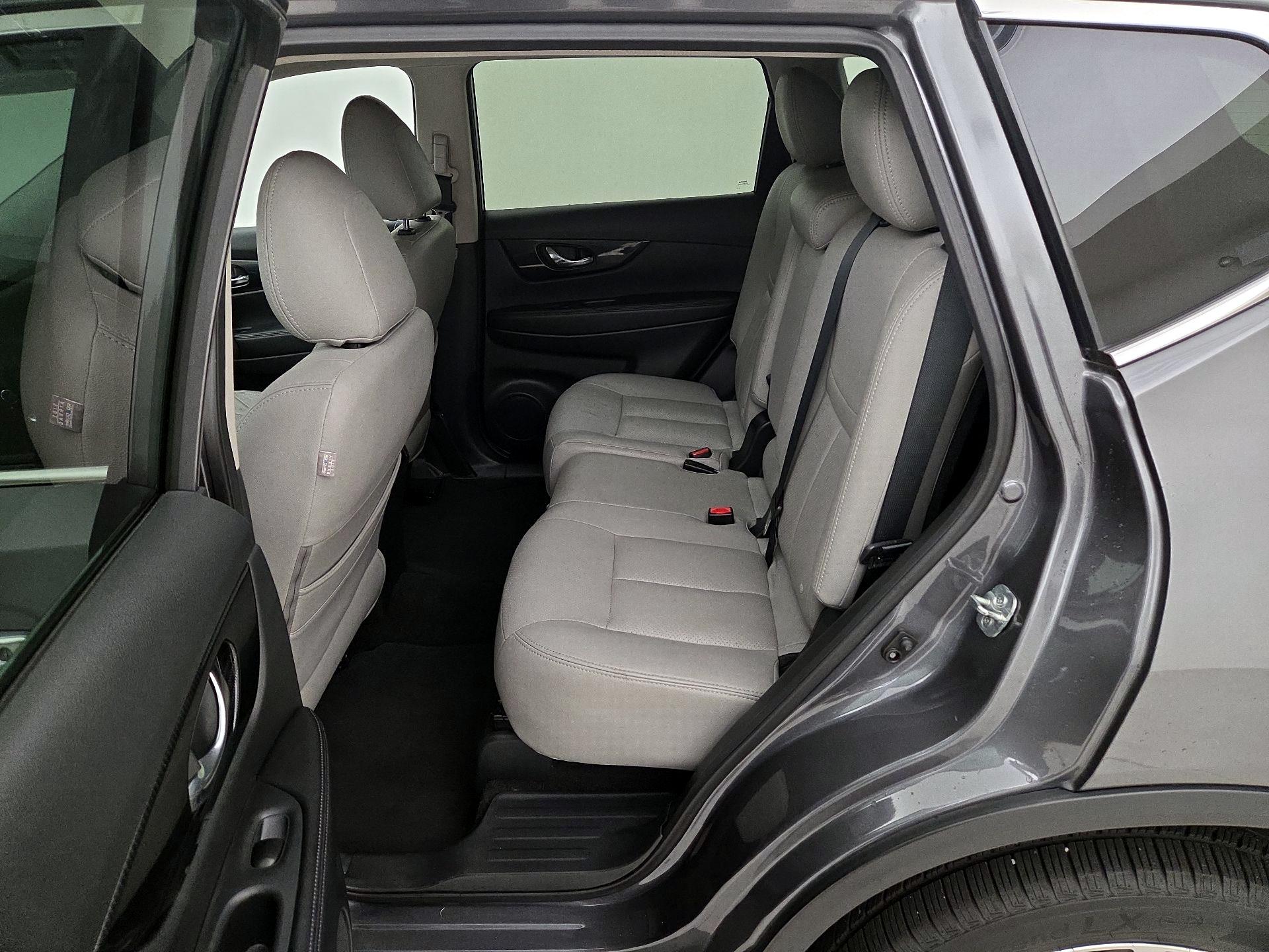 Thumbnail: 2018 Nissan Rogue - 19