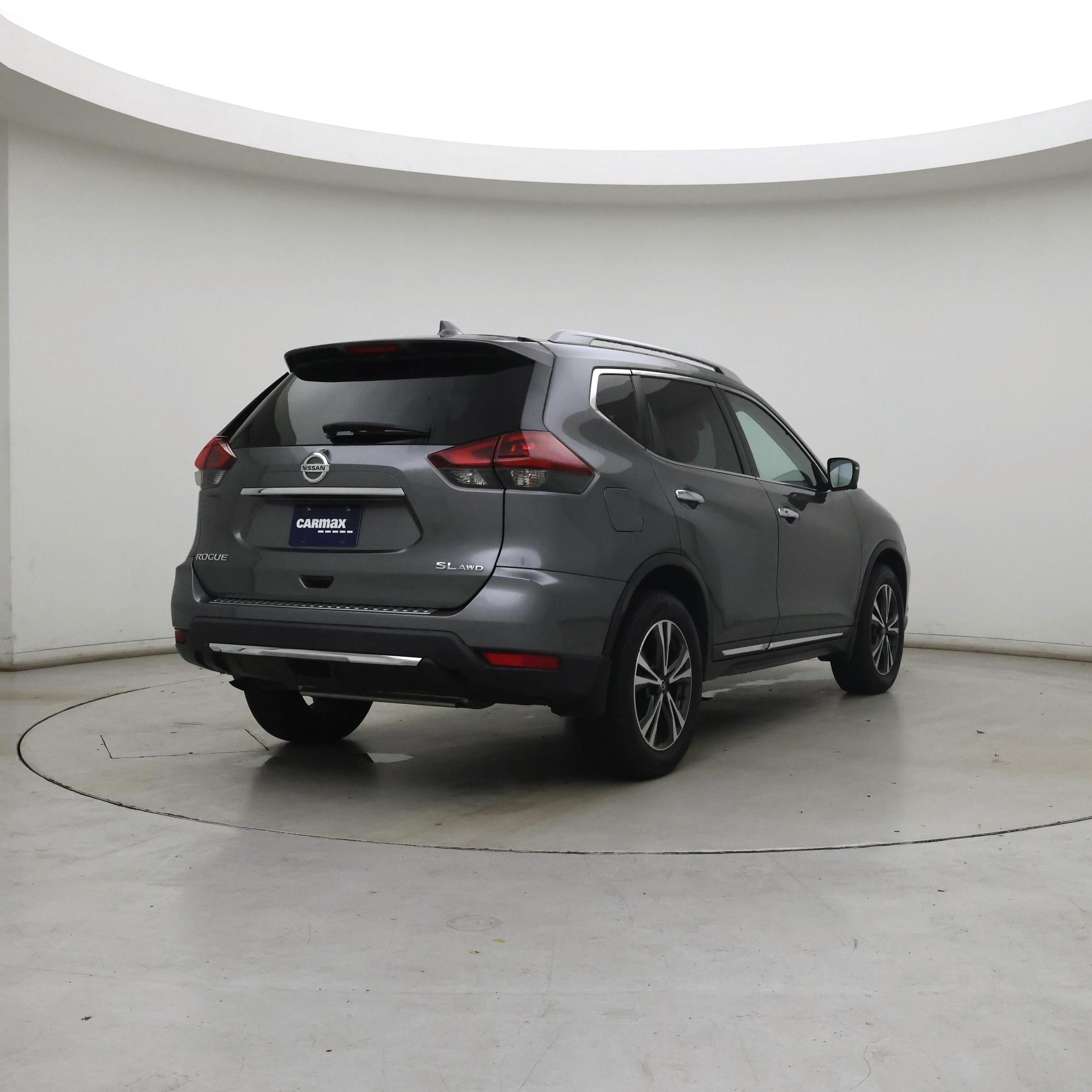 Thumbnail: 2018 Nissan Rogue - 8