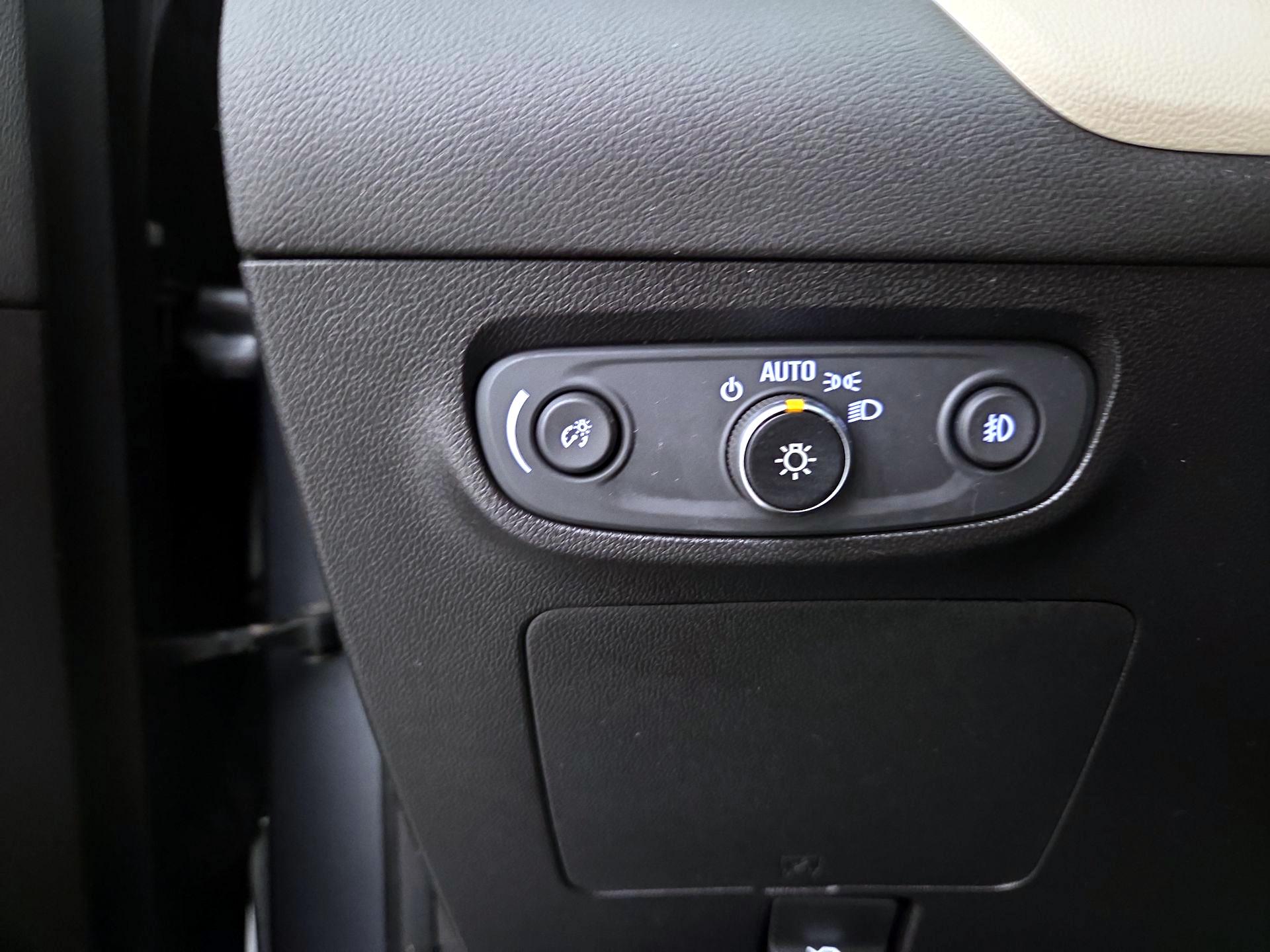 Thumbnail: 2020 Buick Encore GX - 13
