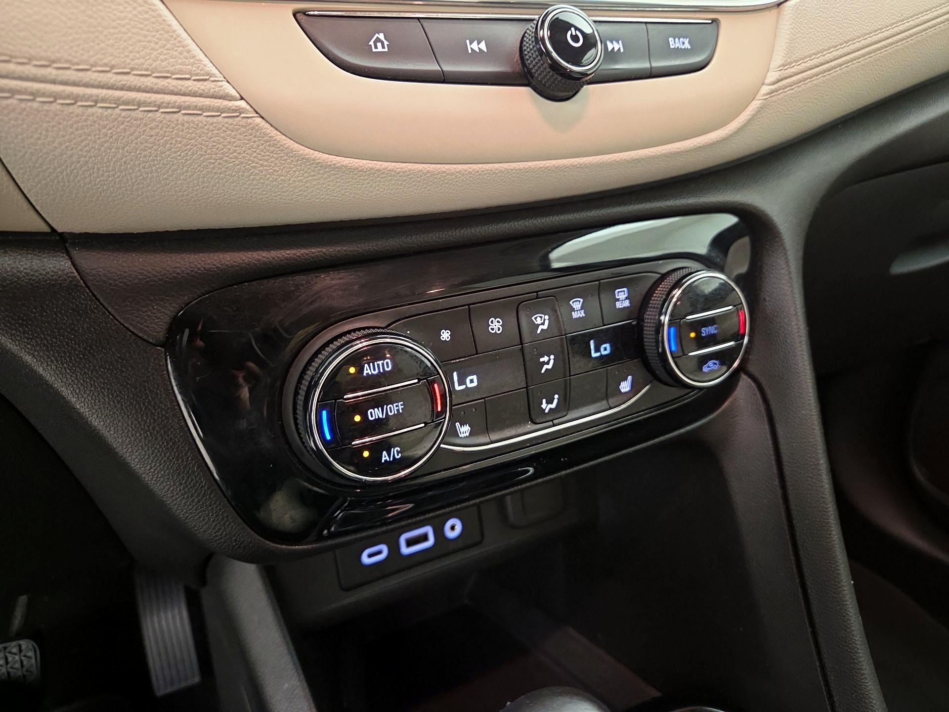 Thumbnail: 2020 Buick Encore GX - 16