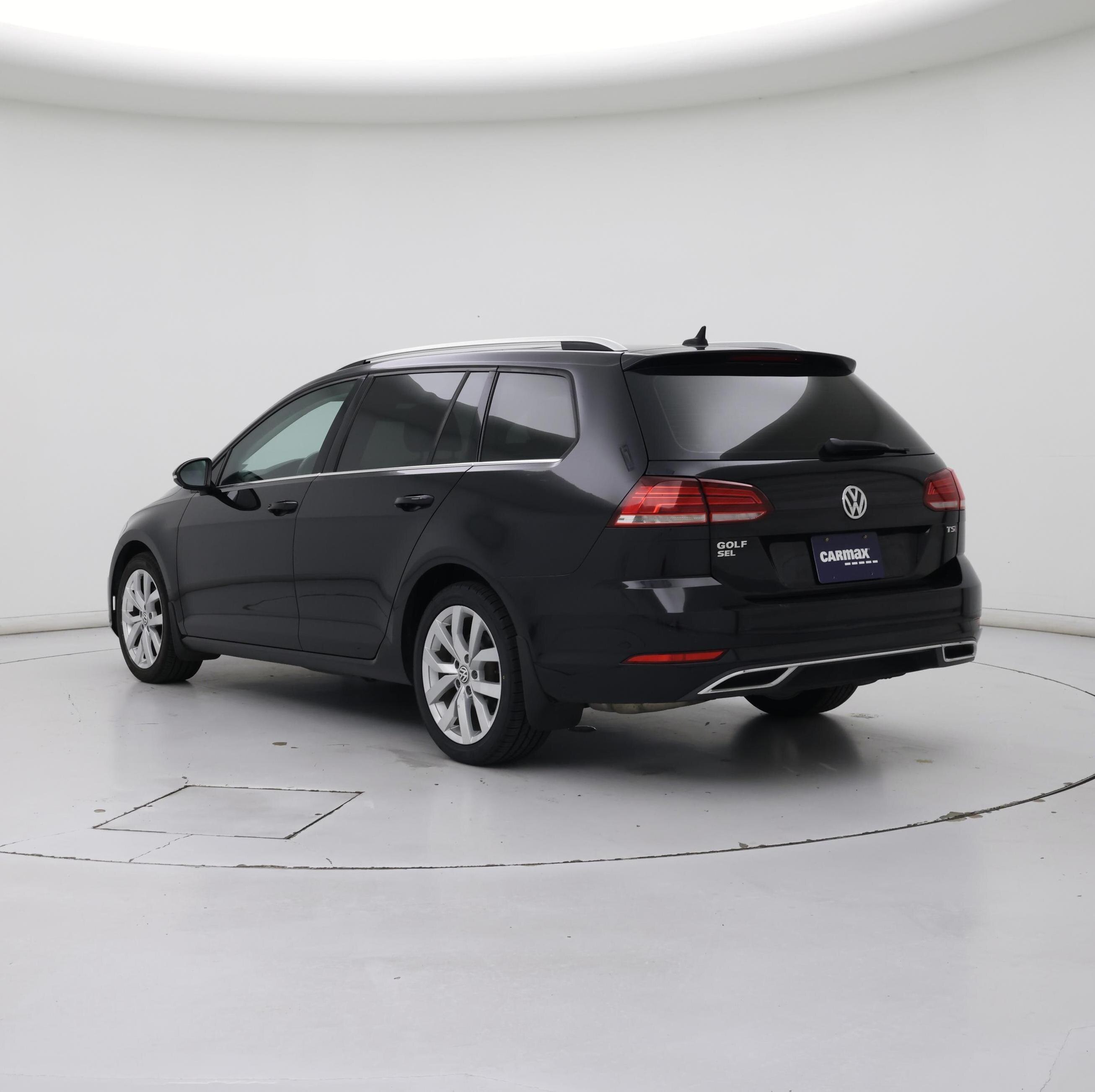 Thumbnail: 2018 Volkswagen Golf - 2
