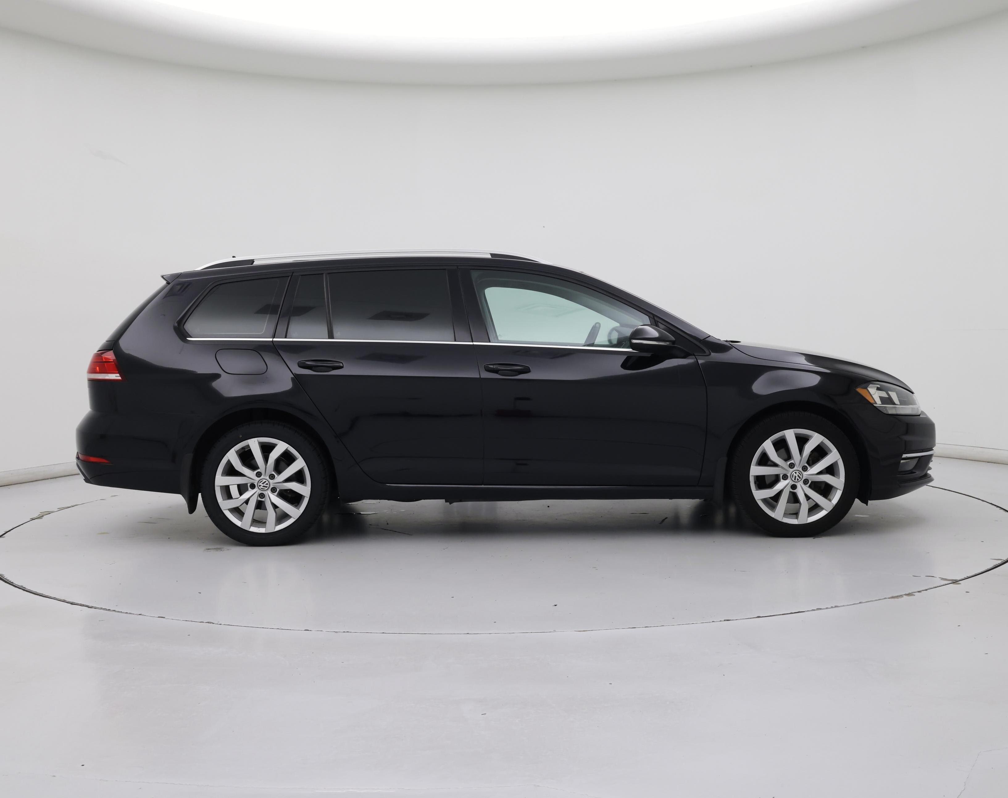 Thumbnail: 2018 Volkswagen Golf - 7