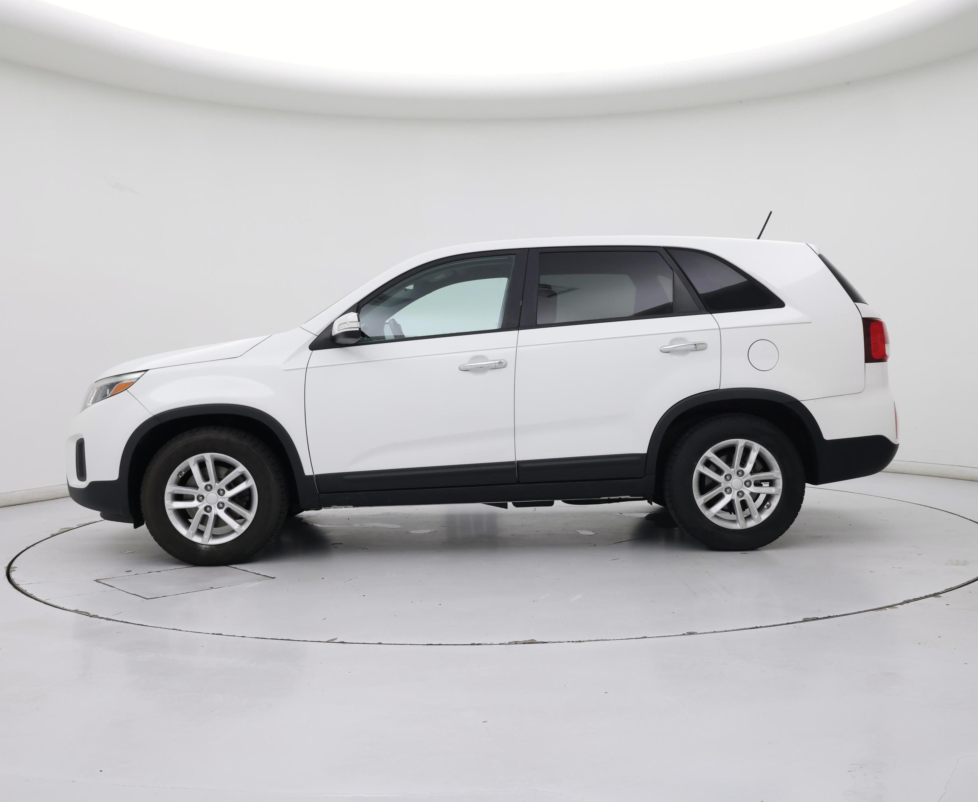 Thumbnail: 2015 Kia Sorento - 3