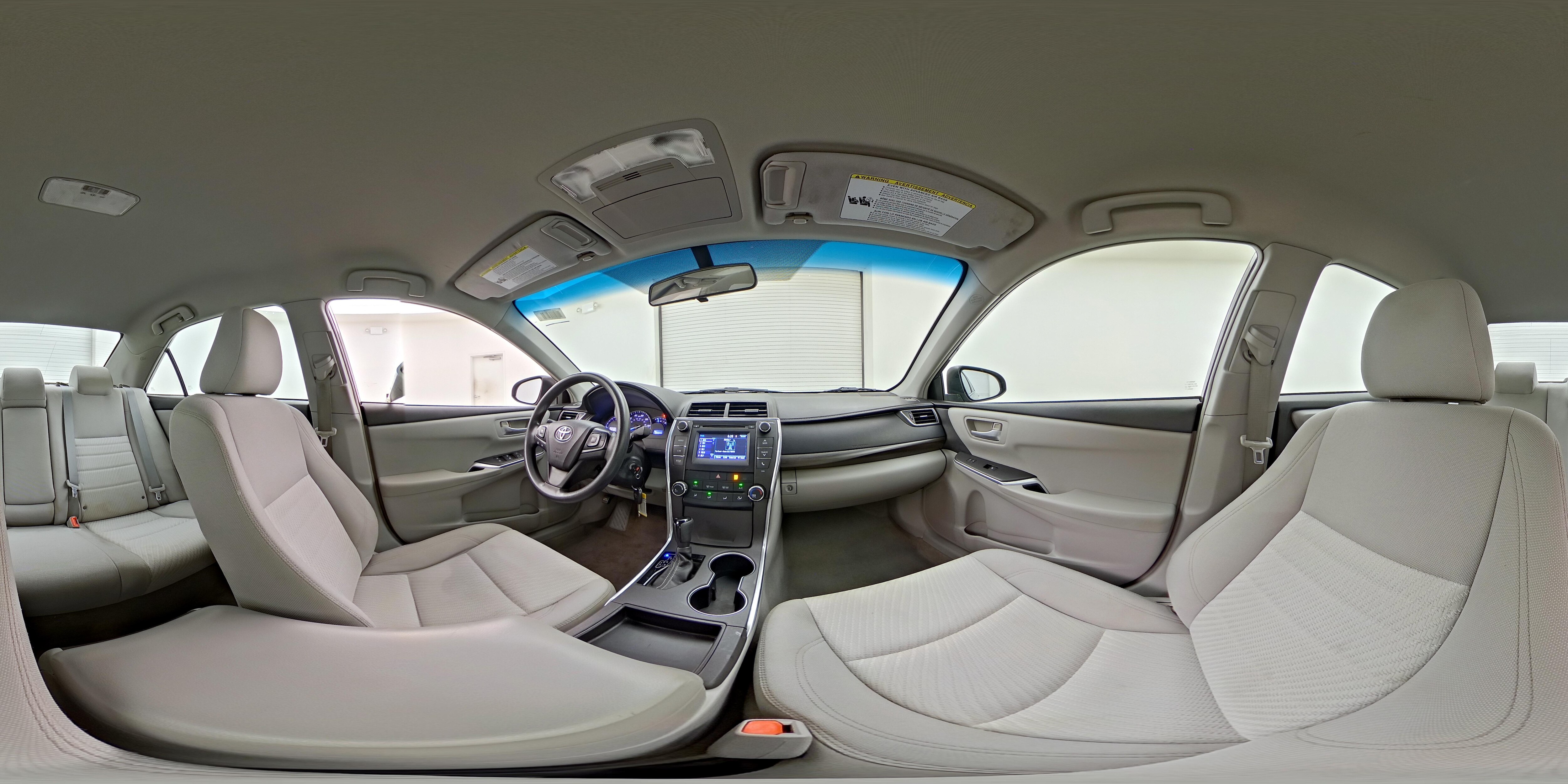 2015 Toyota Camry LE - Photo 22