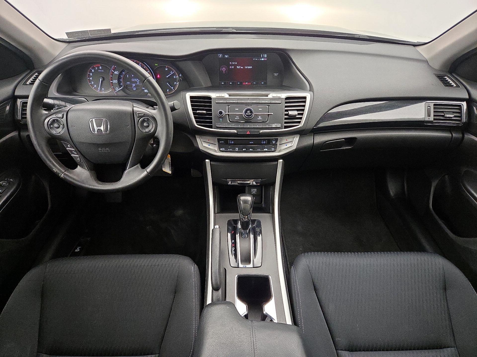 Thumbnail: 2015 Honda Accord - 9