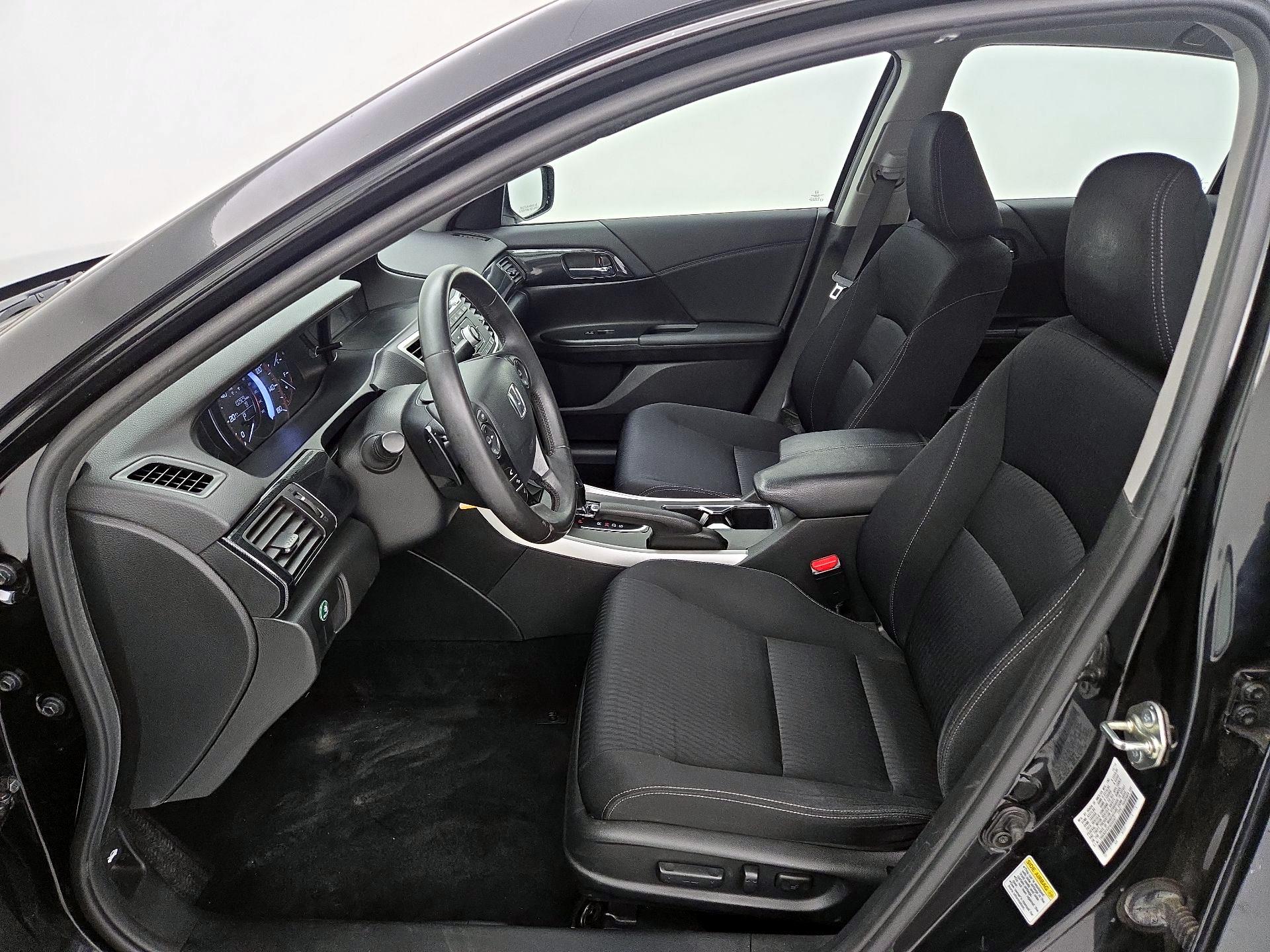 Thumbnail: 2015 Honda Accord - 11