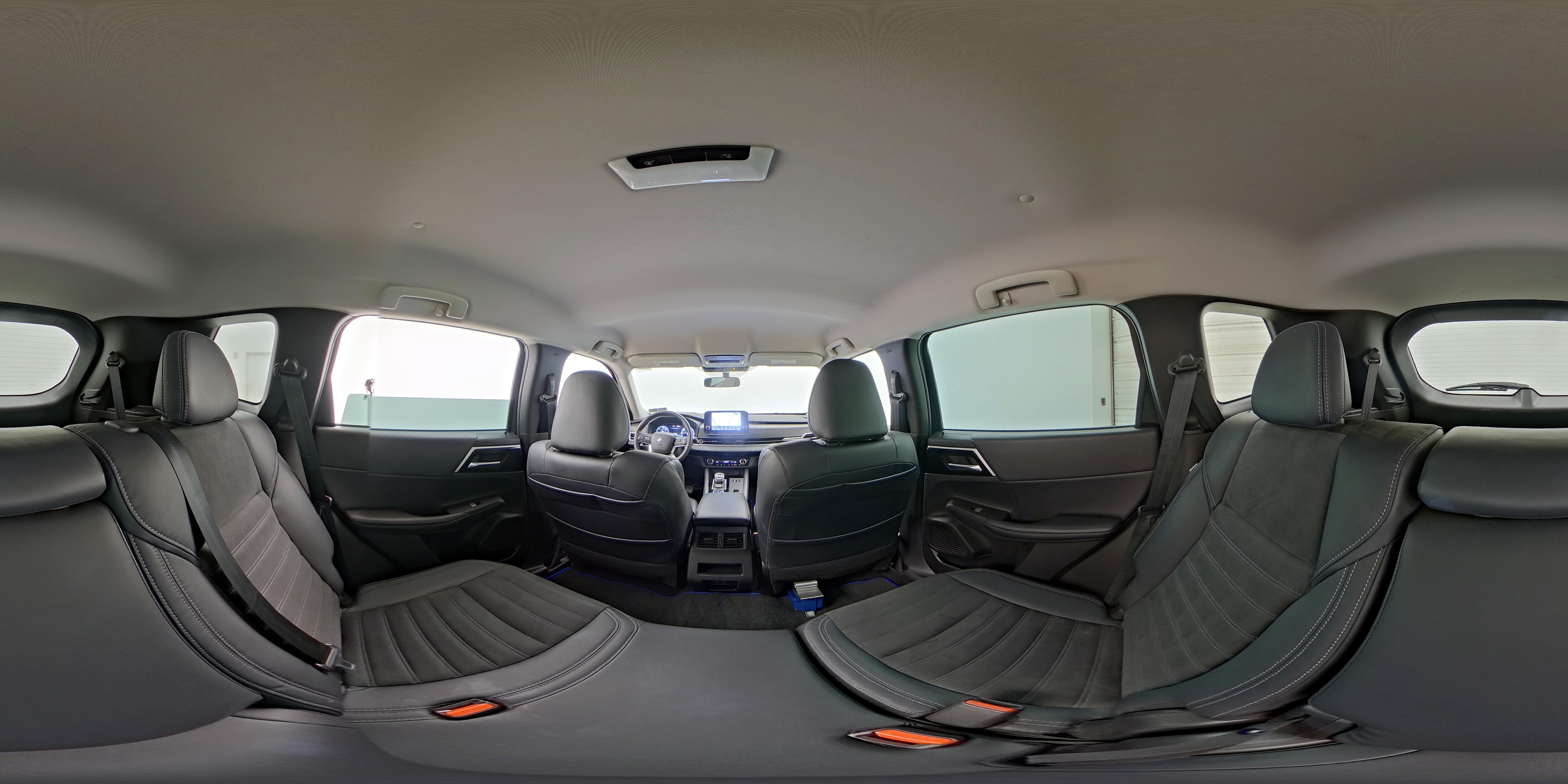 2023 Mitsubishi Outlander Plug-In Hybrid SE - Photo 26