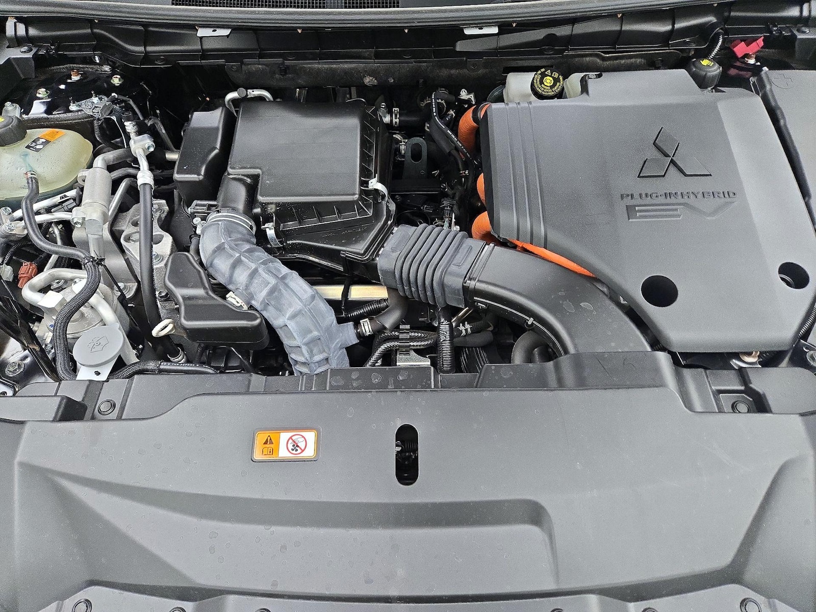 2023 Mitsubishi Outlander Plug-In Hybrid SE - Photo 23