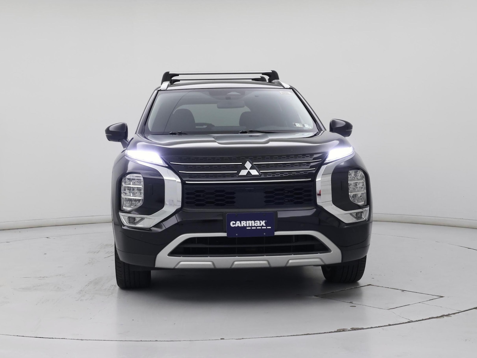 2023 Mitsubishi Outlander Plug-In Hybrid SE - Photo 6