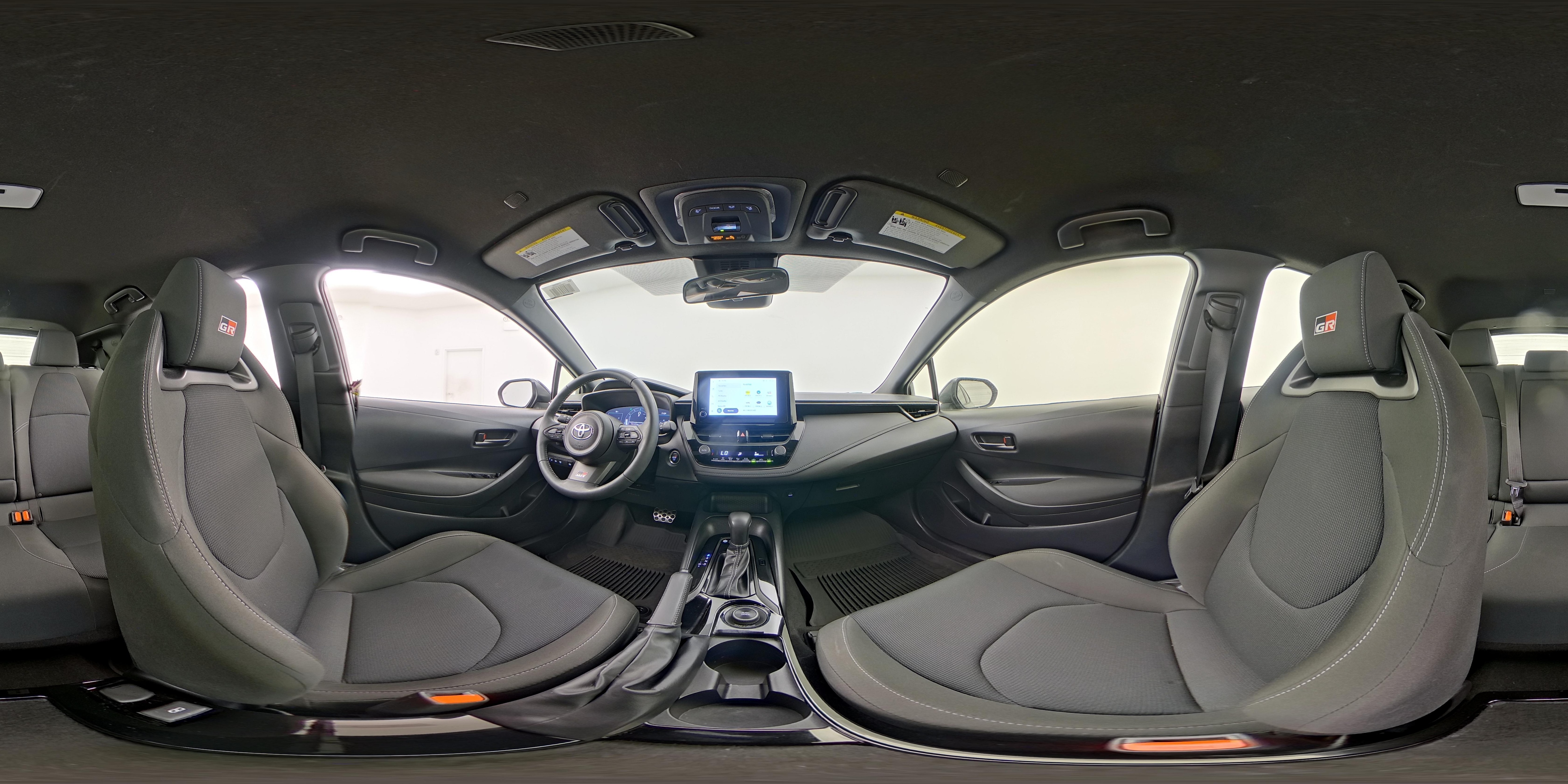 2025 Toyota GR Corolla Core - Photo 24