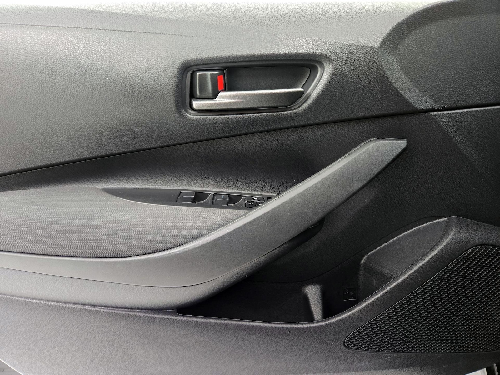 2025 Toyota GR Corolla Core - Photo 13