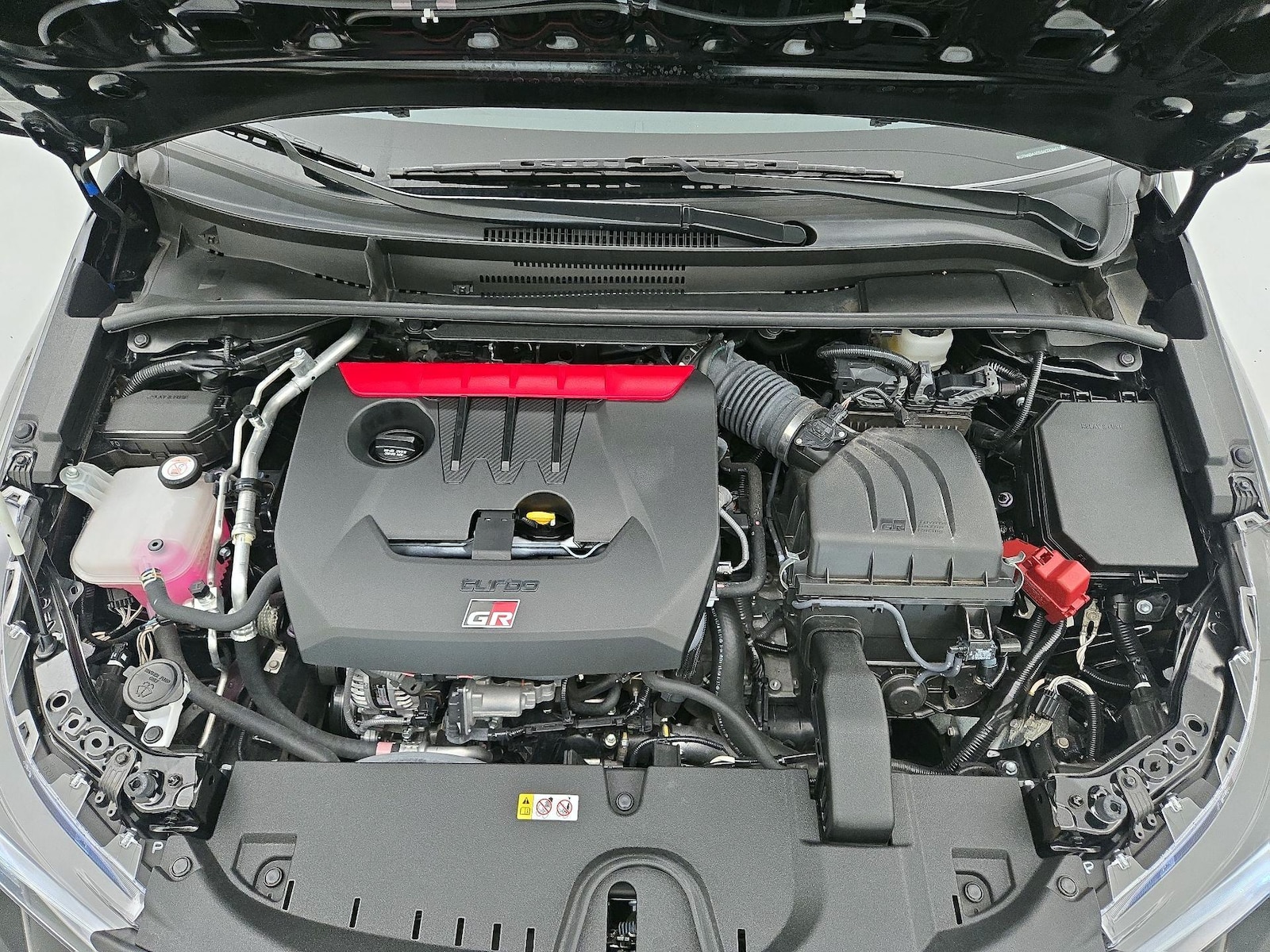 2025 Toyota GR Corolla Core - Photo 22