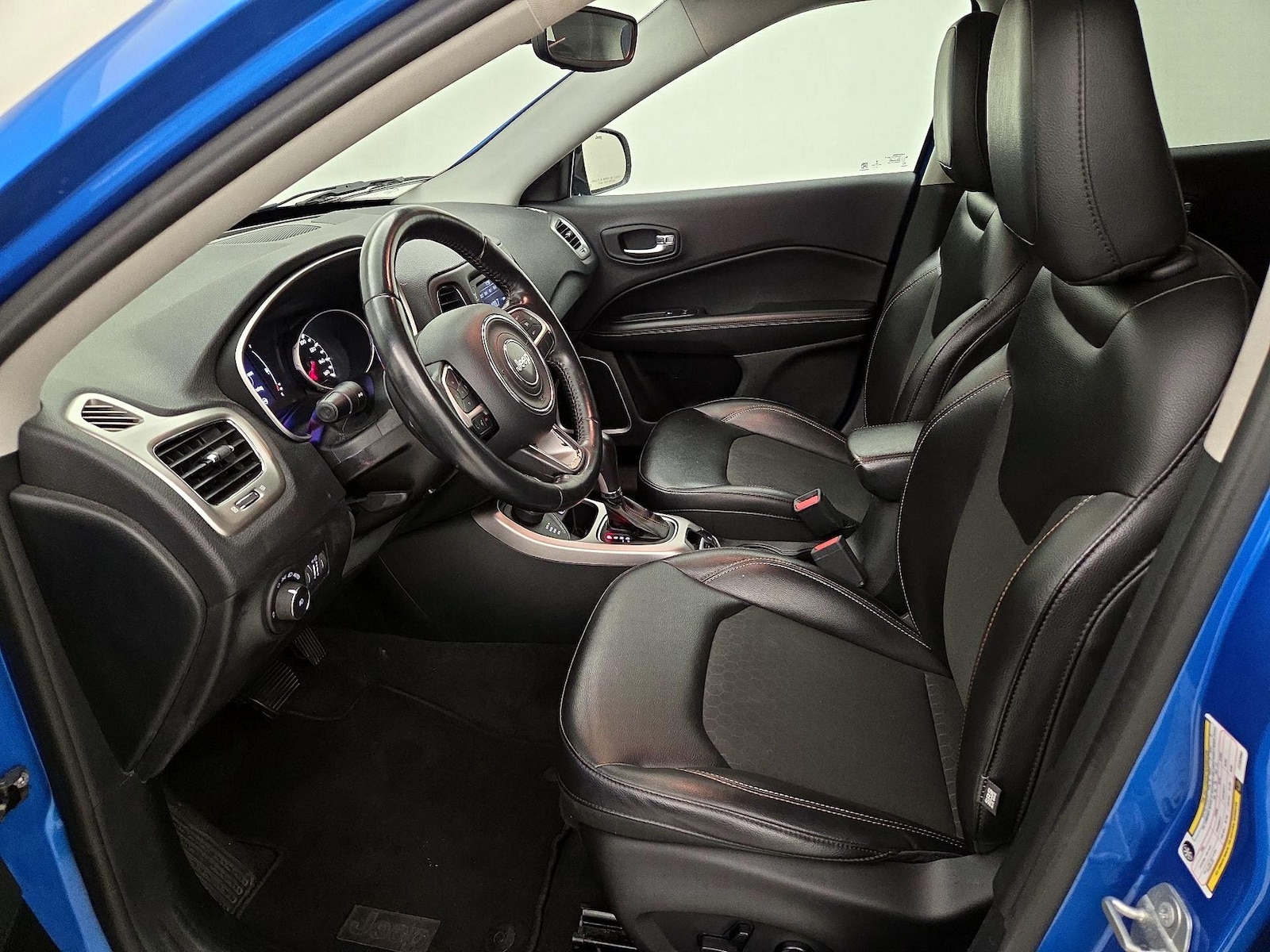 Power Seat(s) & Side Airbags