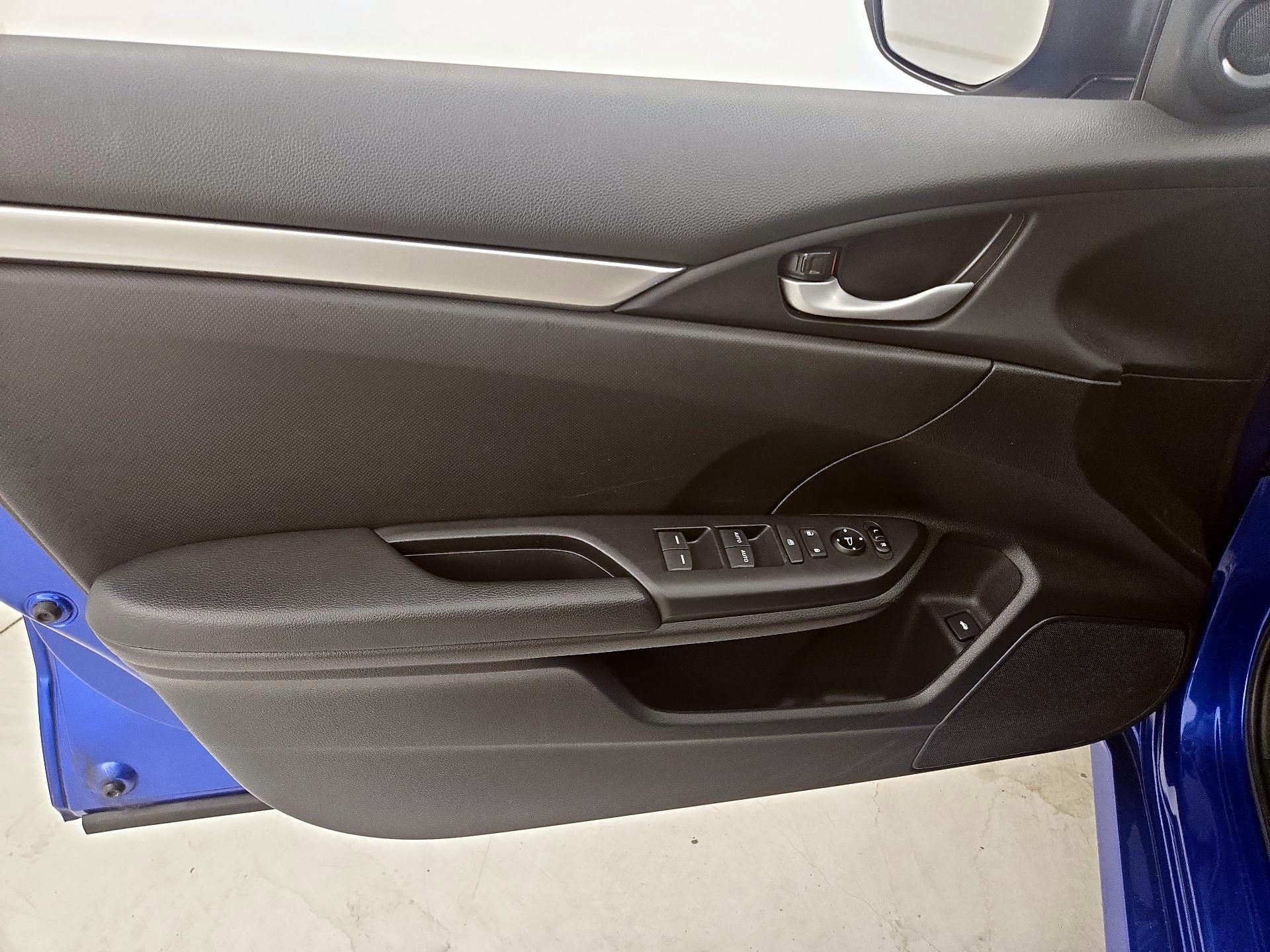 Thumbnail: 2019 Honda Civic - 12