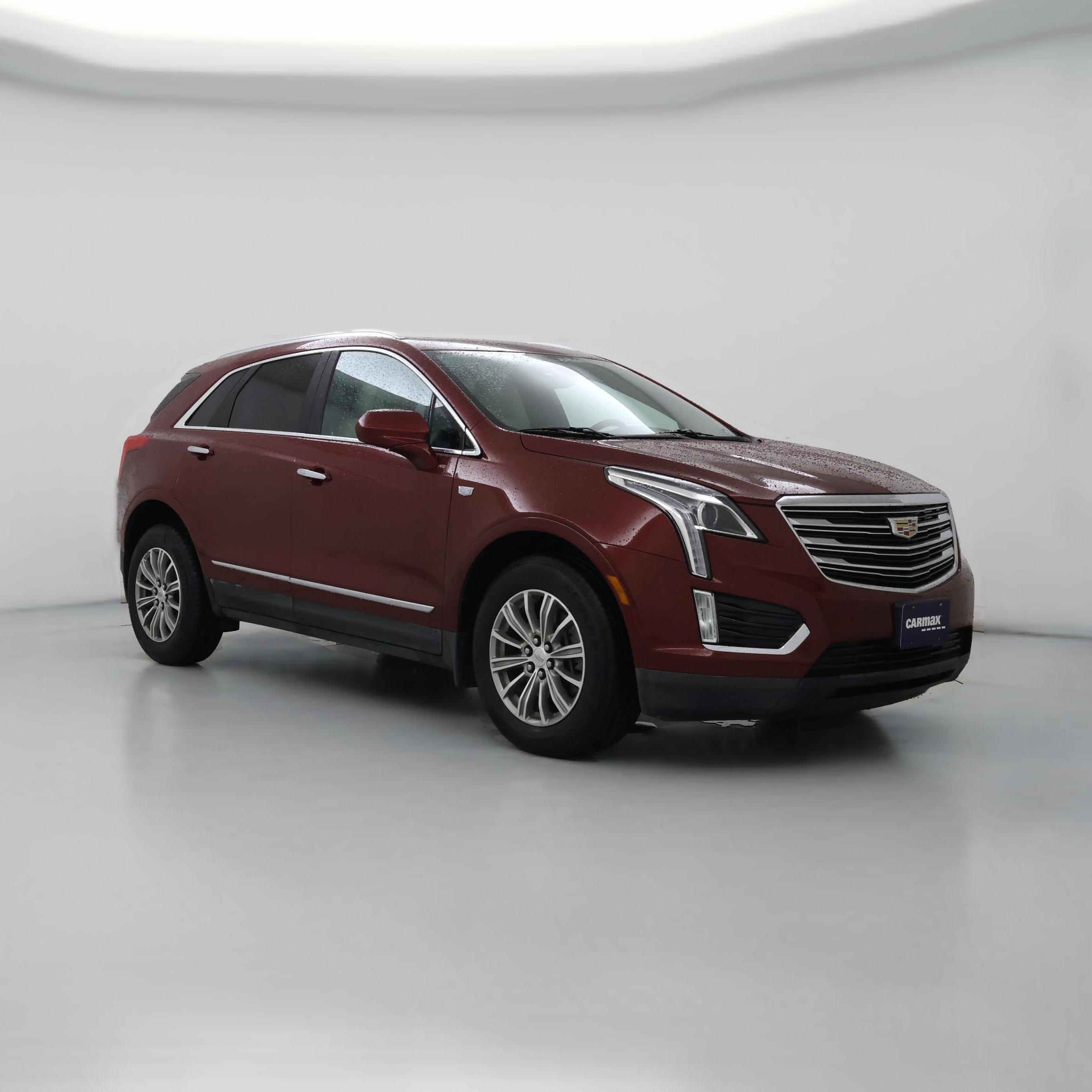 Thumbnail: 2017 Cadillac XT5 - 1