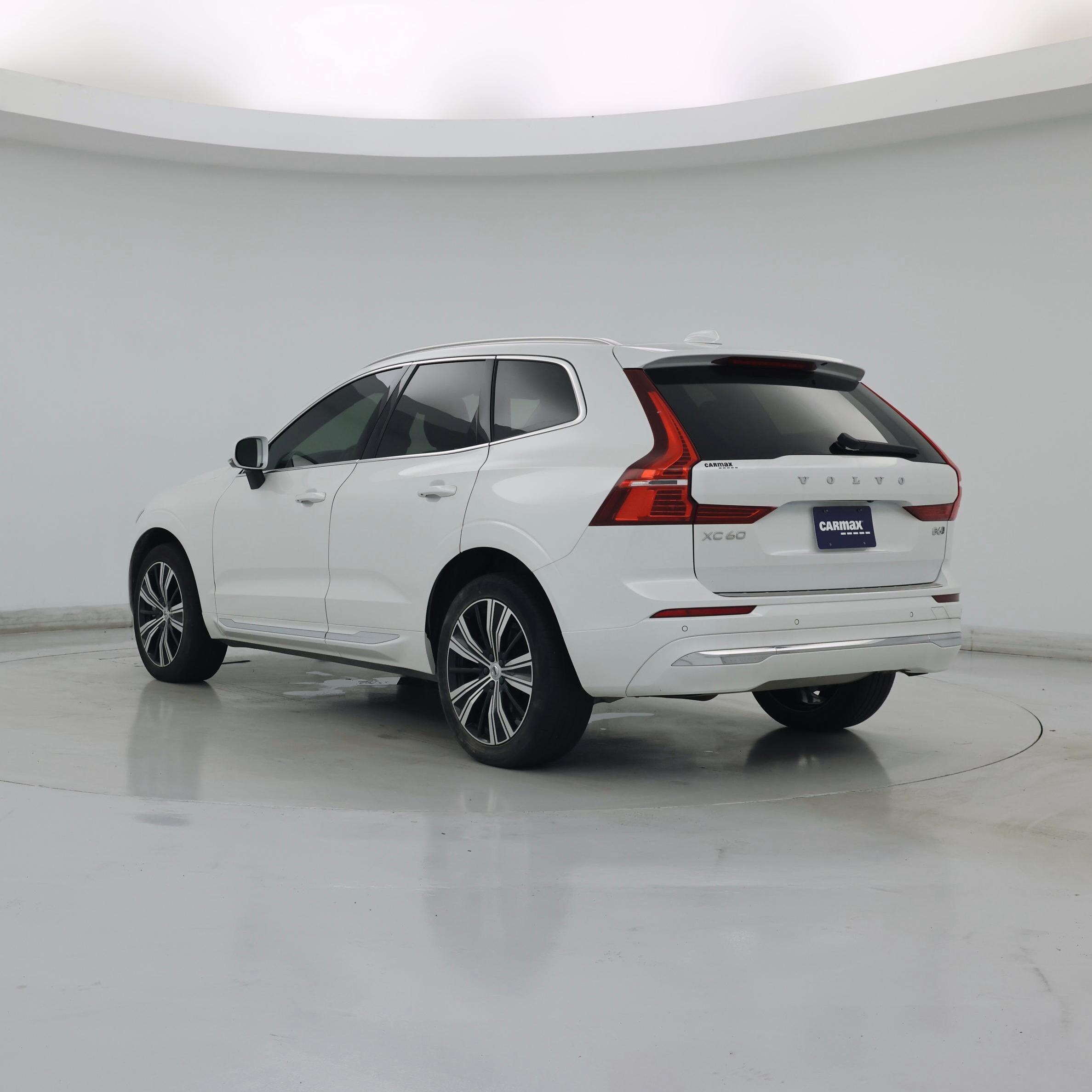 Thumbnail: 2022 Volvo XC60 - 2
