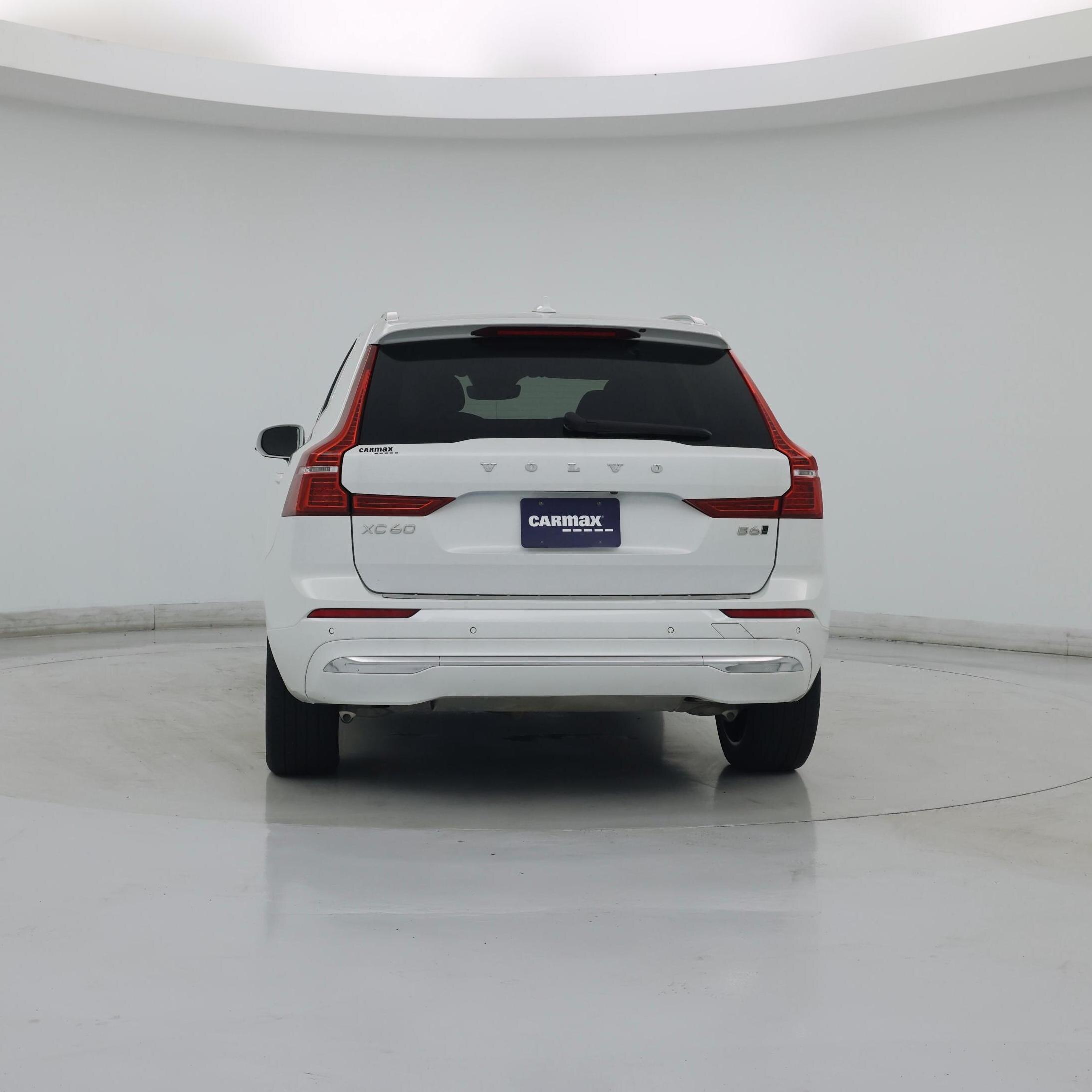 Thumbnail: 2022 Volvo XC60 - 6
