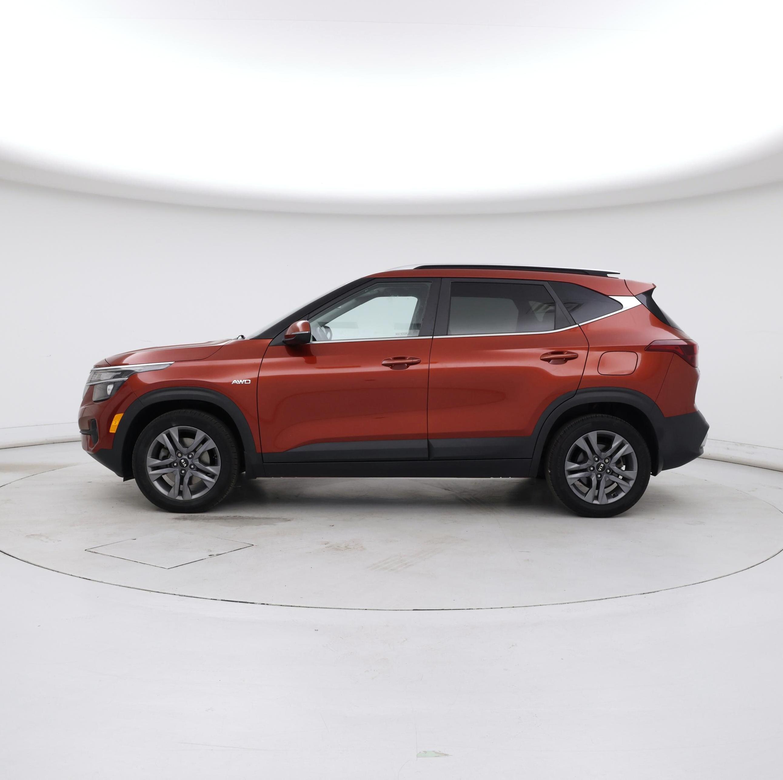 Thumbnail: 2021 Kia Seltos - 3