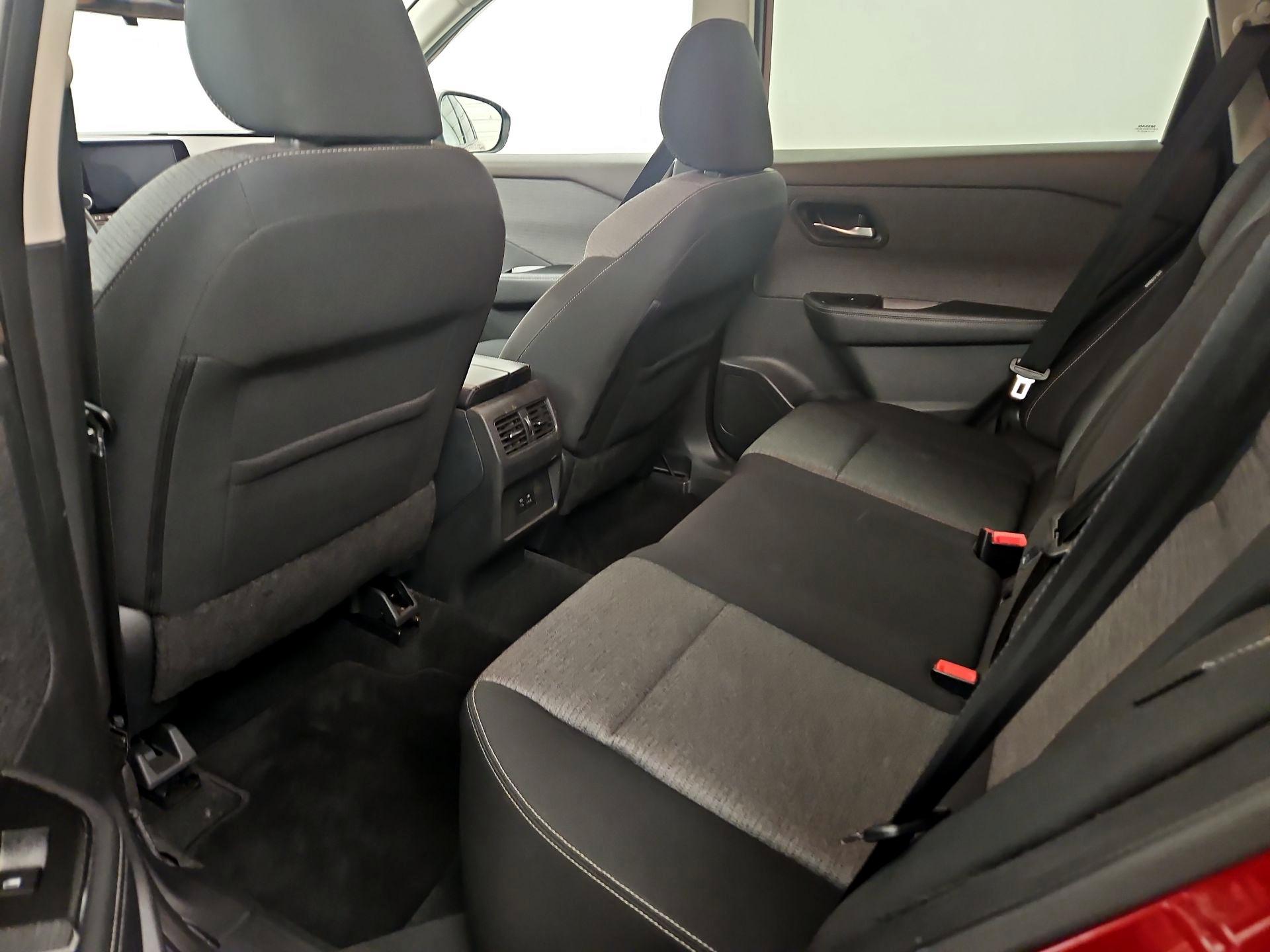 Thumbnail: 2021 Nissan Rogue - 19