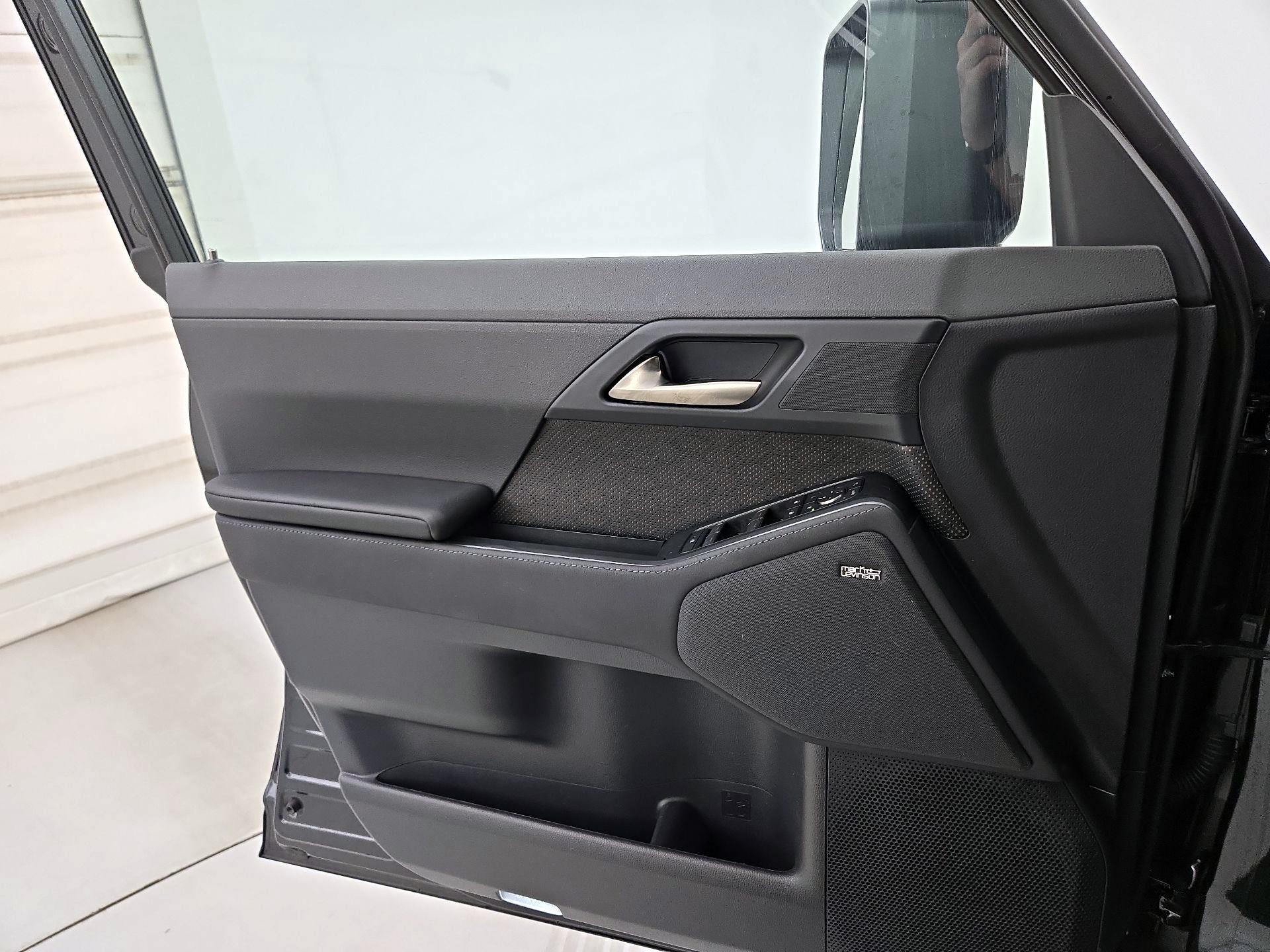 Thumbnail: 2025 Lexus GX - 12