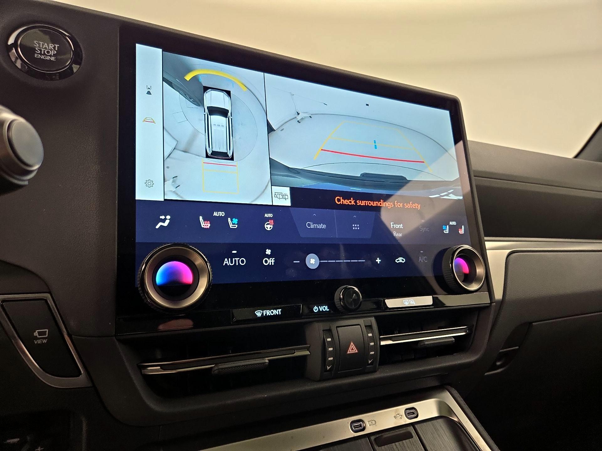 Thumbnail: 2025 Lexus GX - 14