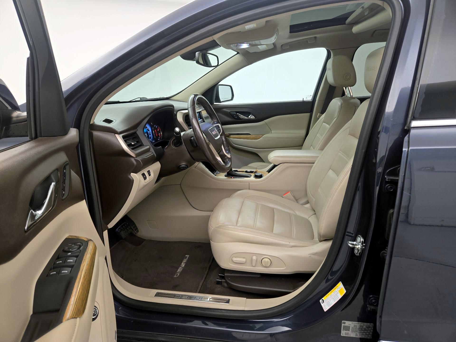 Thumbnail: 2018 GMC Acadia - 11