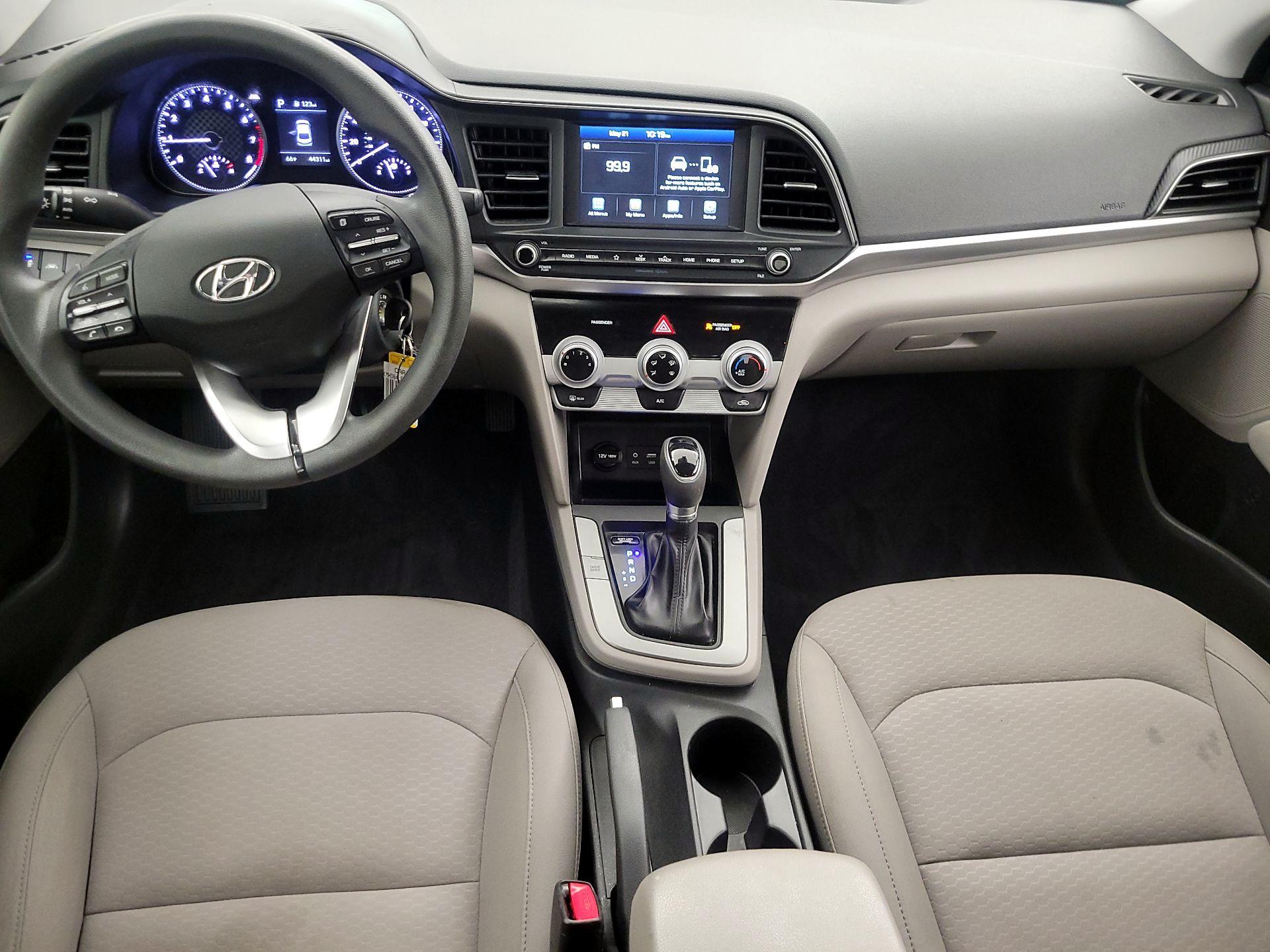 Thumbnail: 2019 Hyundai Elantra - 9