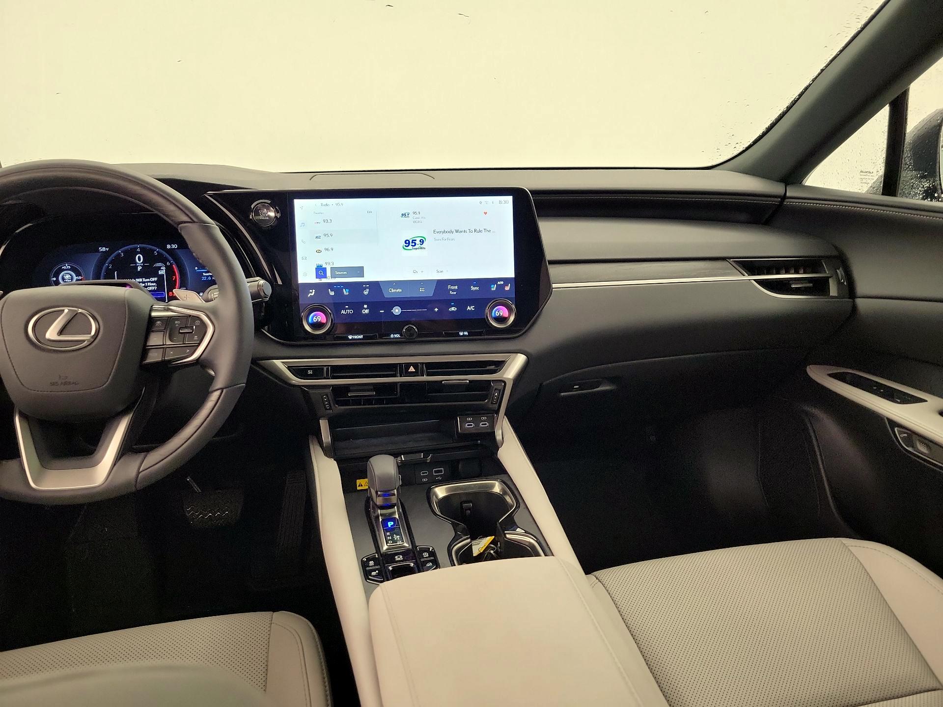 Thumbnail: 2025 Lexus RX - 9