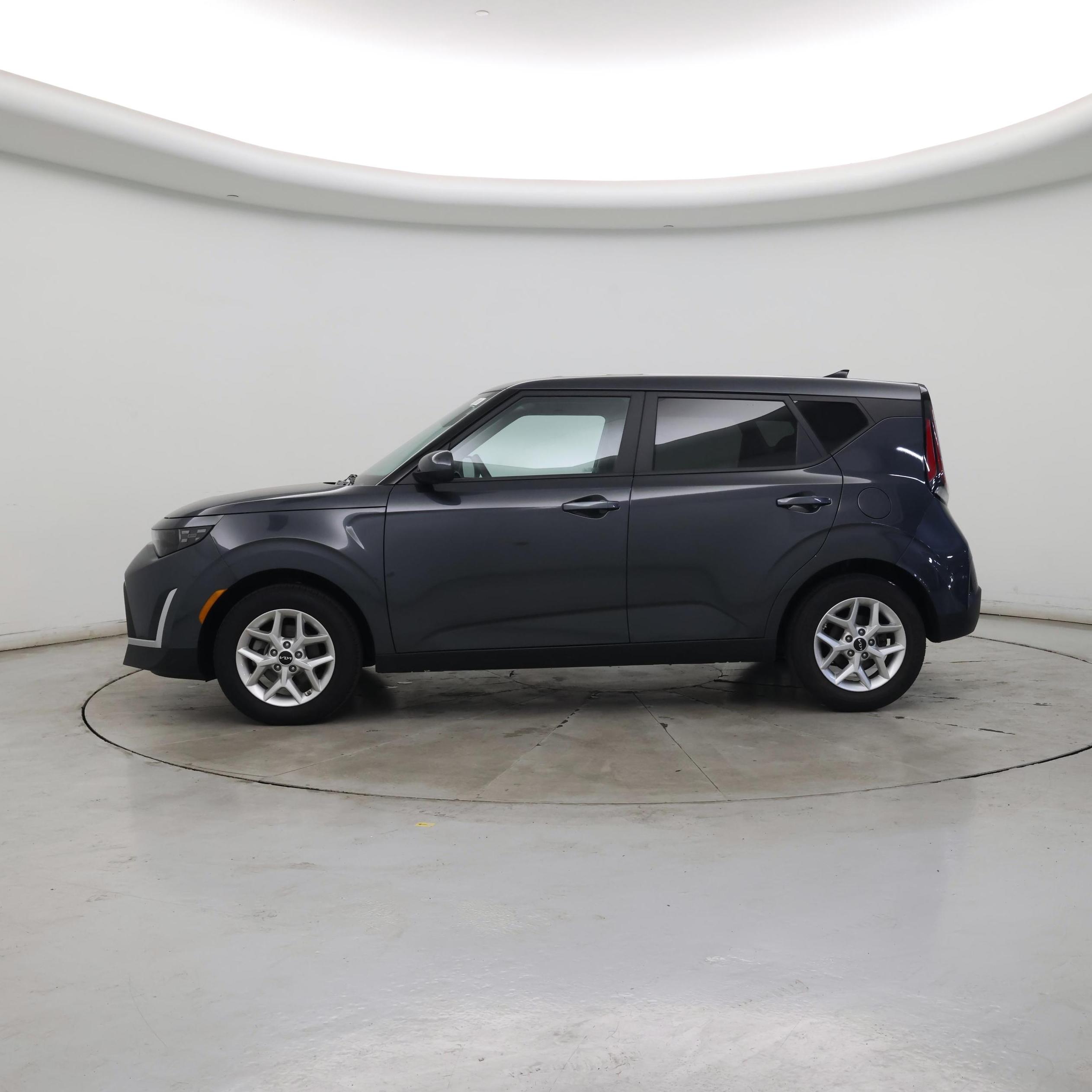 Thumbnail: 2025 Kia Soul - 3