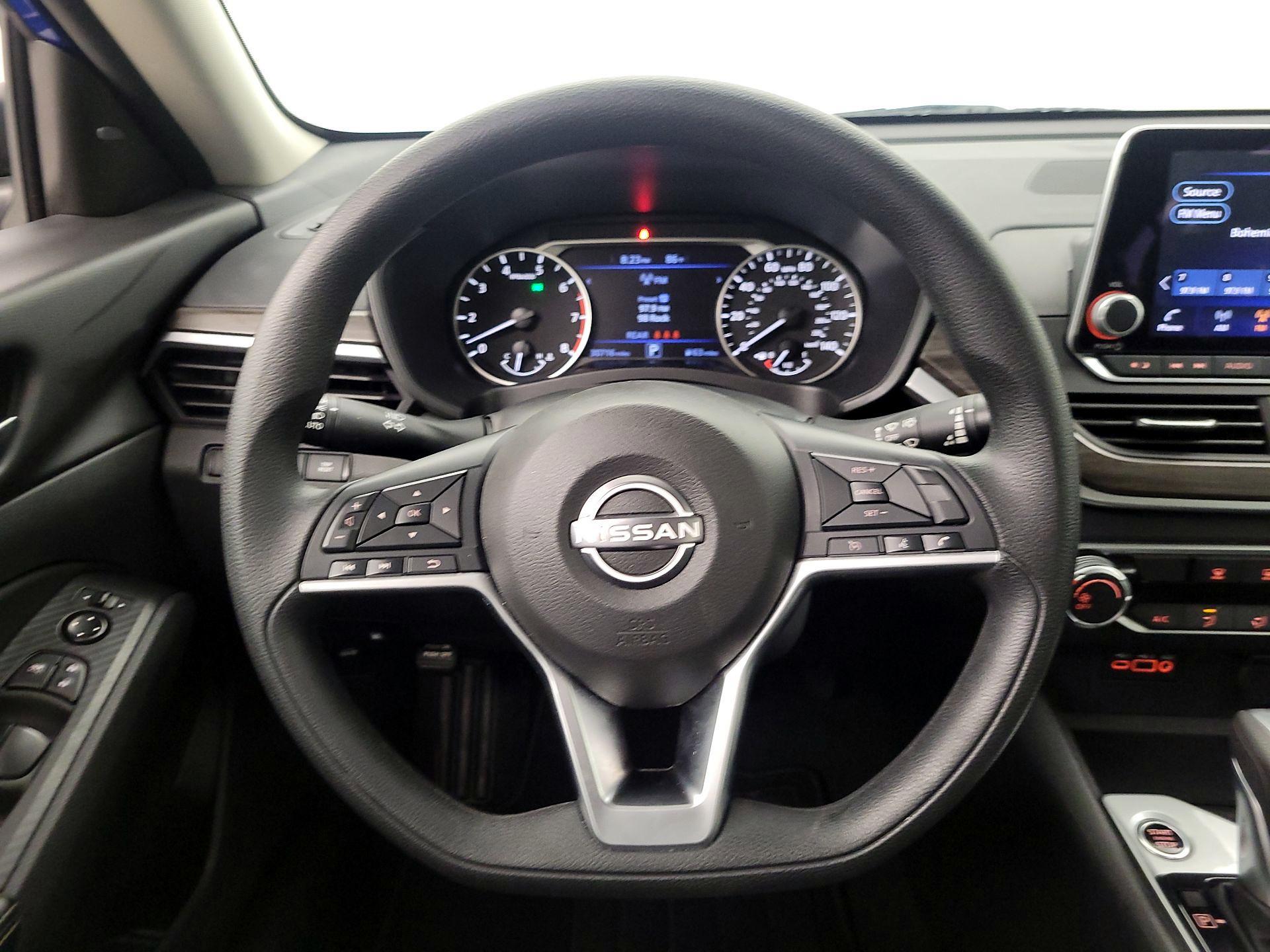 Thumbnail: 2025 Nissan Altima - 10