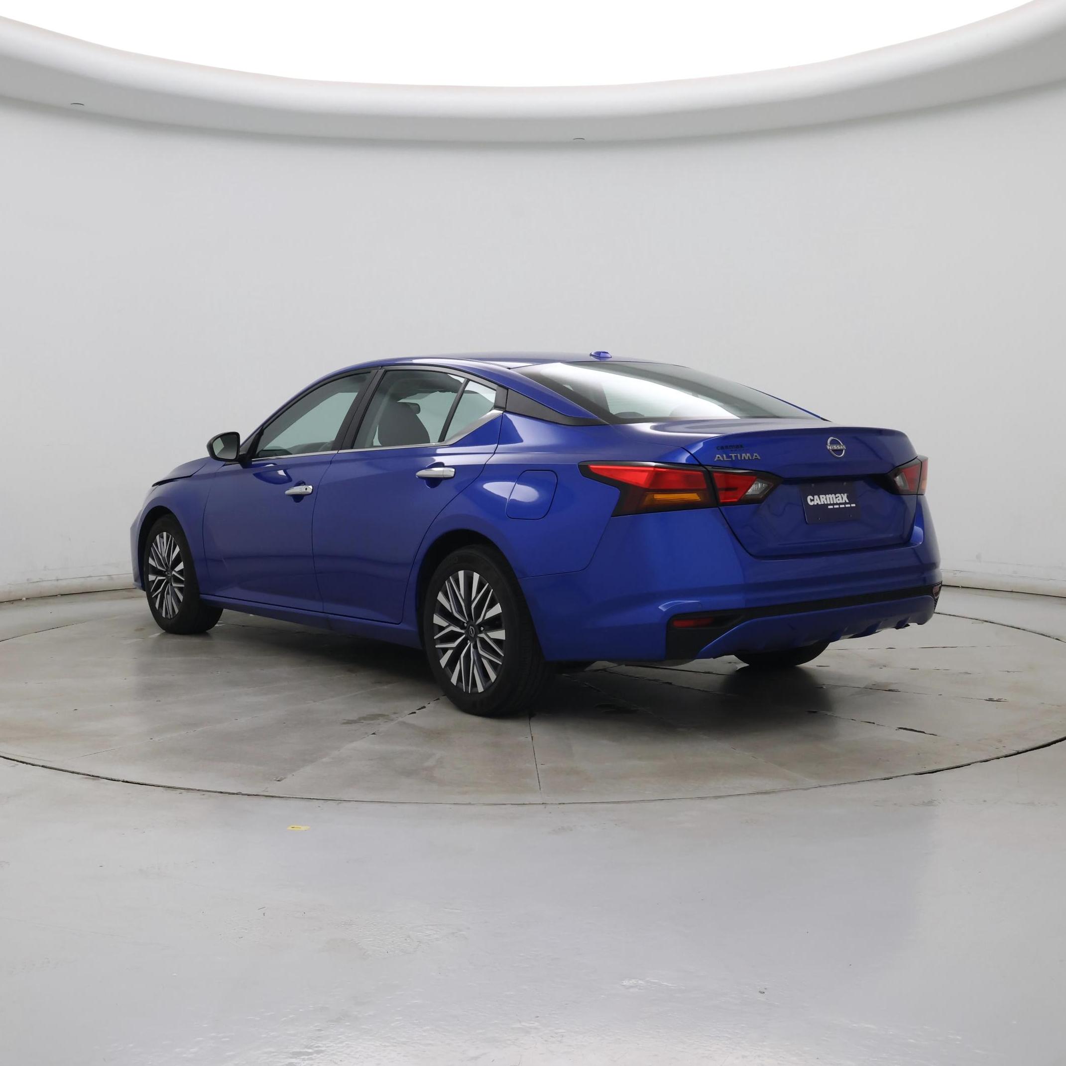 Thumbnail: 2025 Nissan Altima - 2