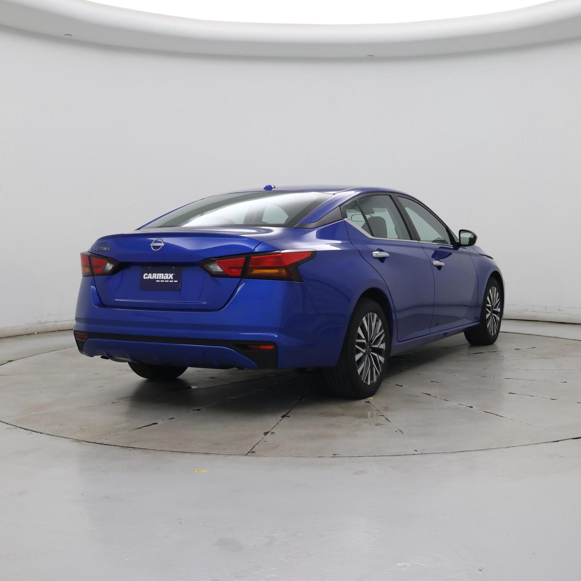 Thumbnail: 2025 Nissan Altima - 8
