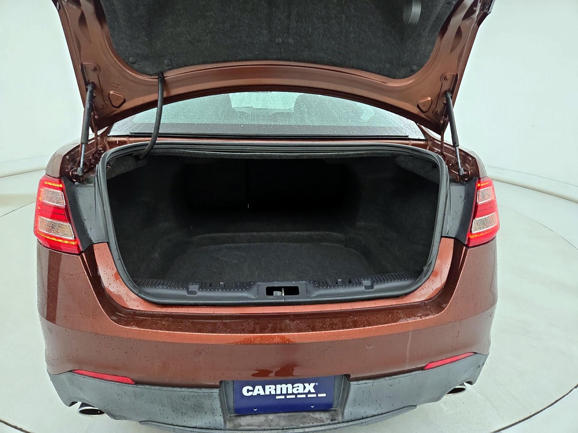 Thumbnail: 2015 Ford Taurus - 20