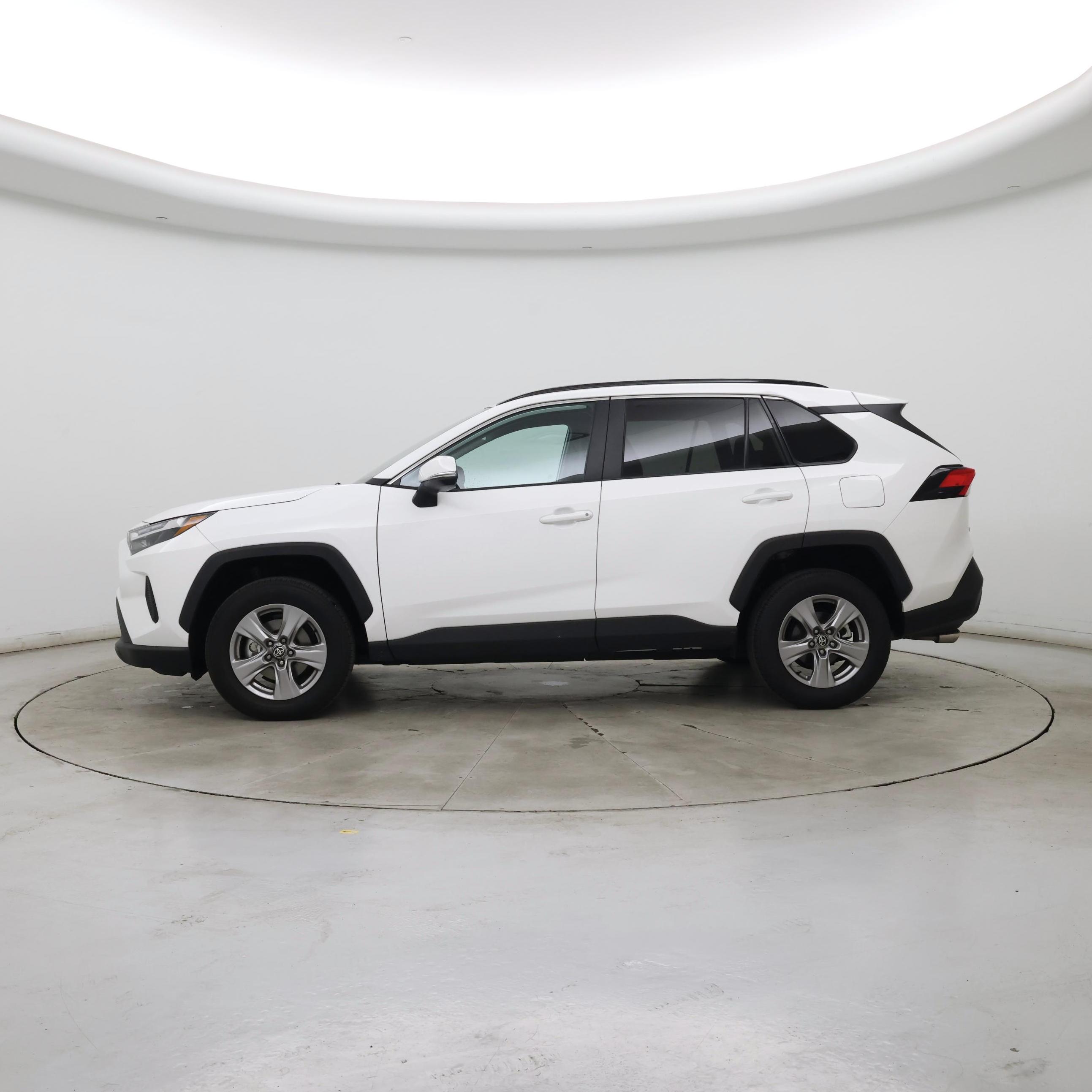 Thumbnail: 2025 Toyota RAV4 - 3