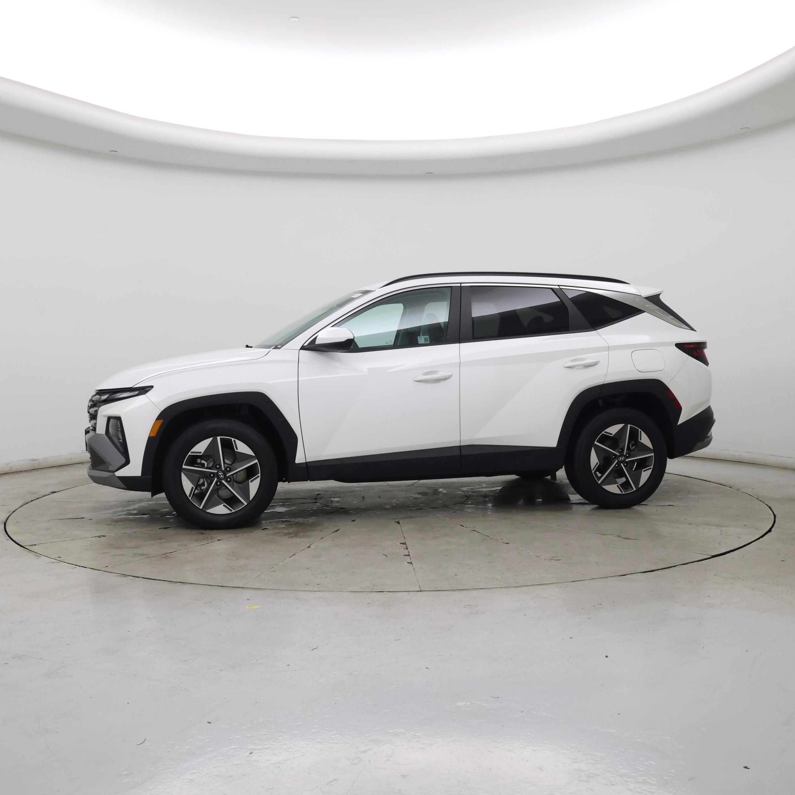 Thumbnail: 2025 Hyundai Tucson - 3
