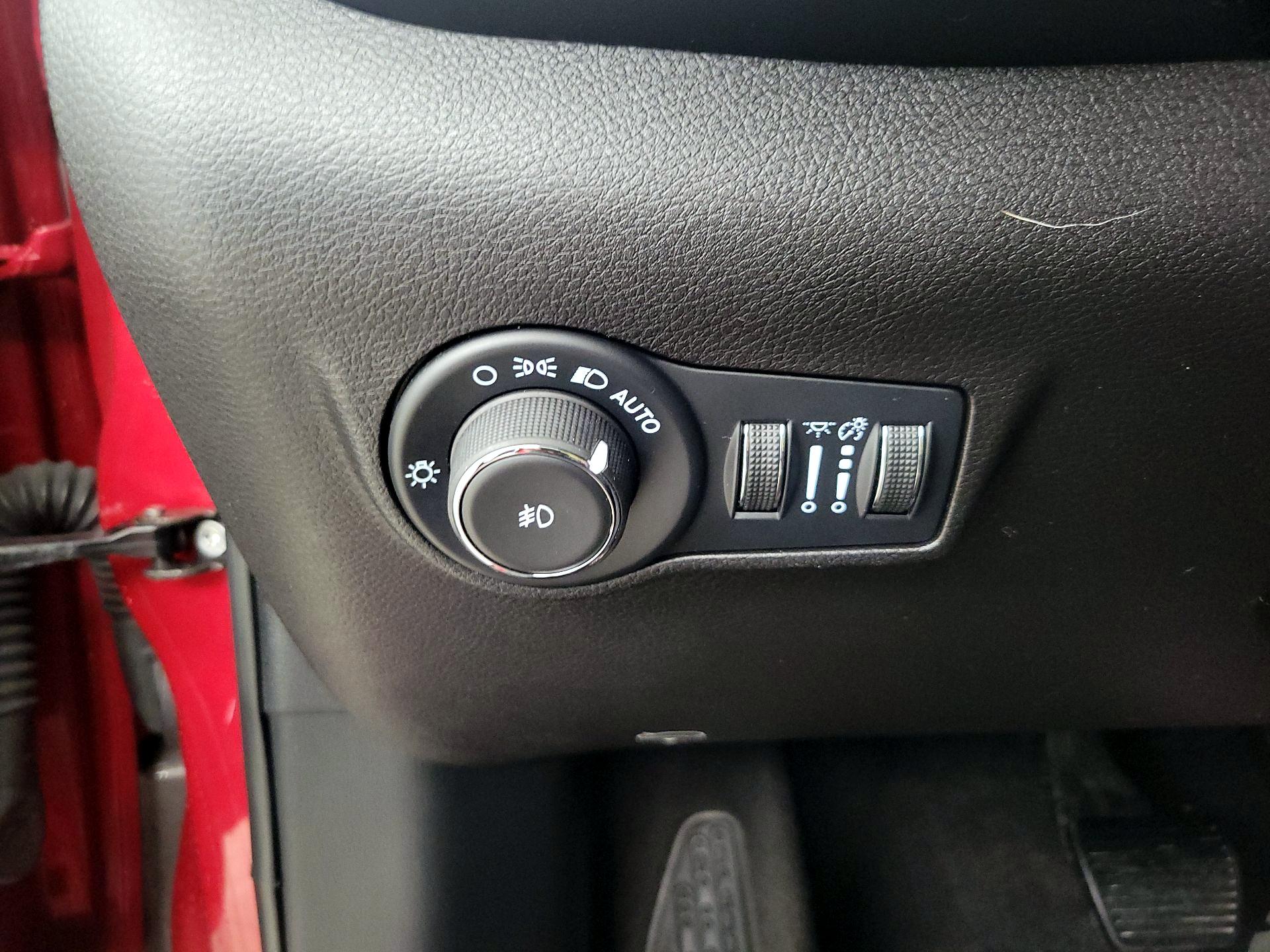 Thumbnail: 2025 Jeep Compass - 13